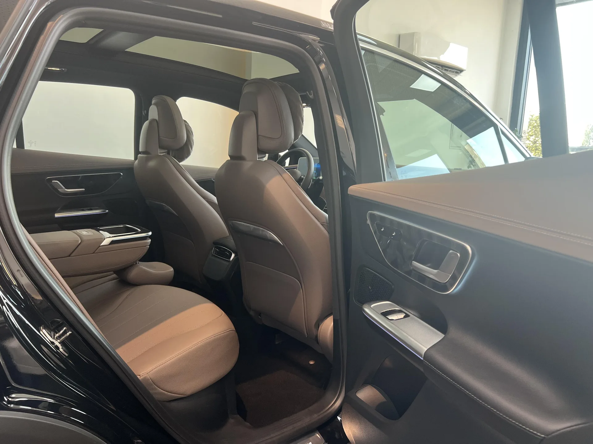 بنز  EQE SUV 4