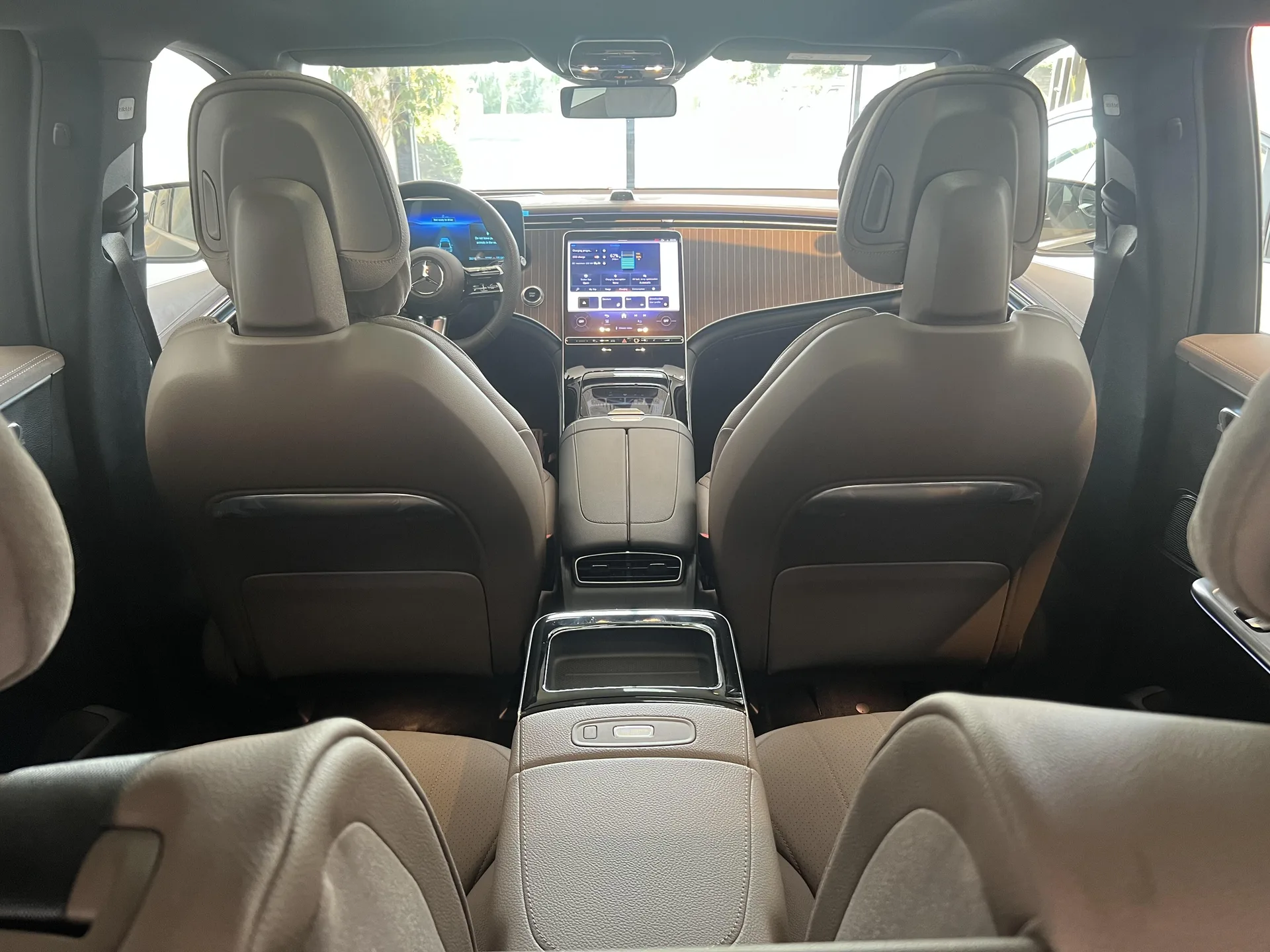 بنز  EQE SUV 8