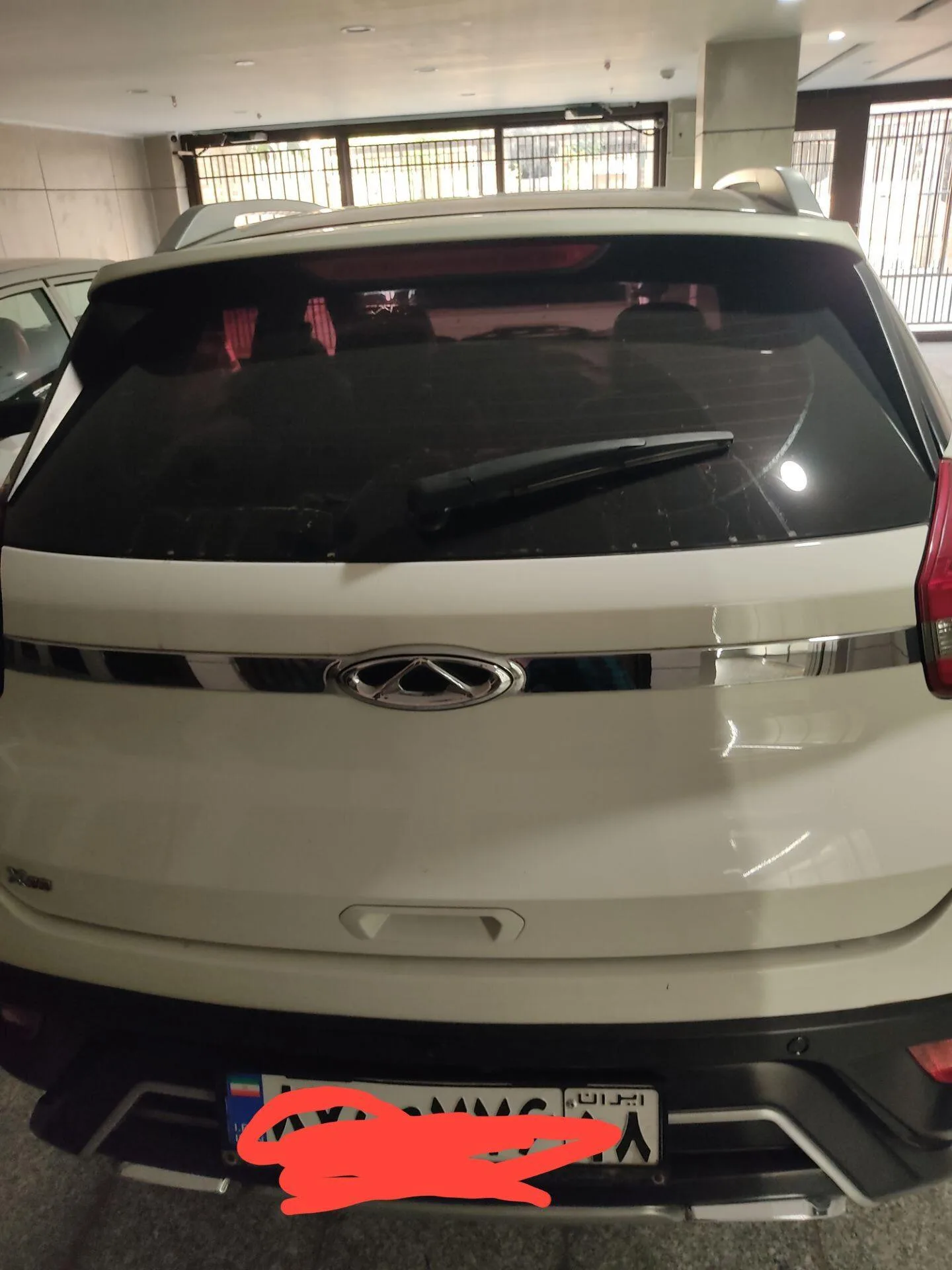 ام وی ام  X22 4