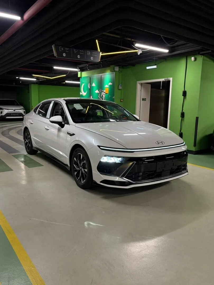 هیوندای  سوناتا 3