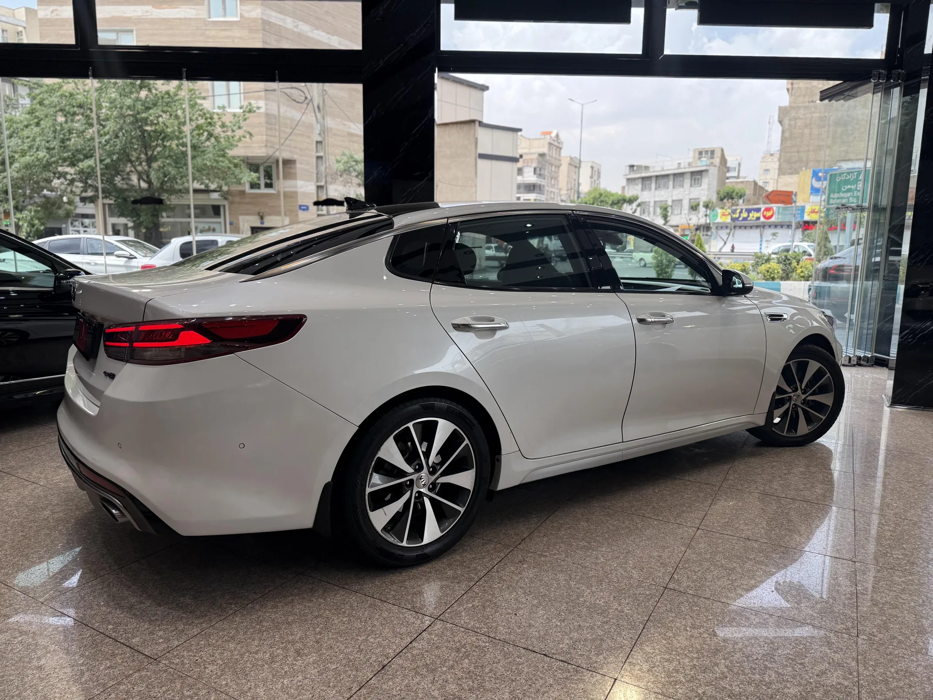 کیا  اپتیما 4