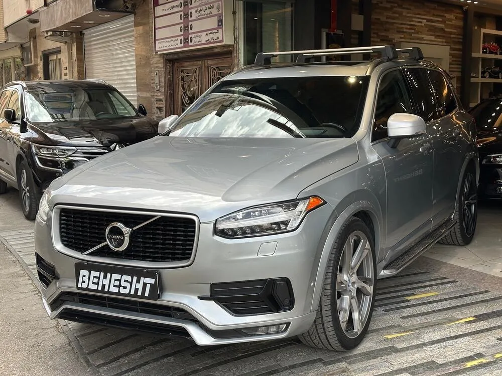 ولوو  XC90 9