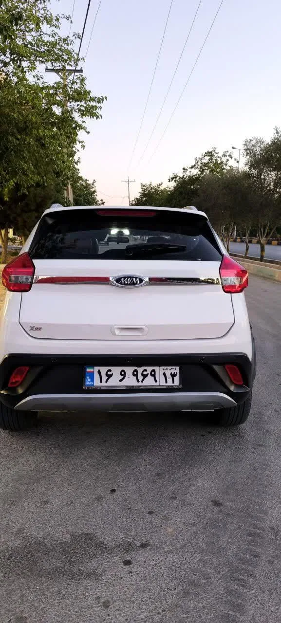 ام وی ام  X22 4