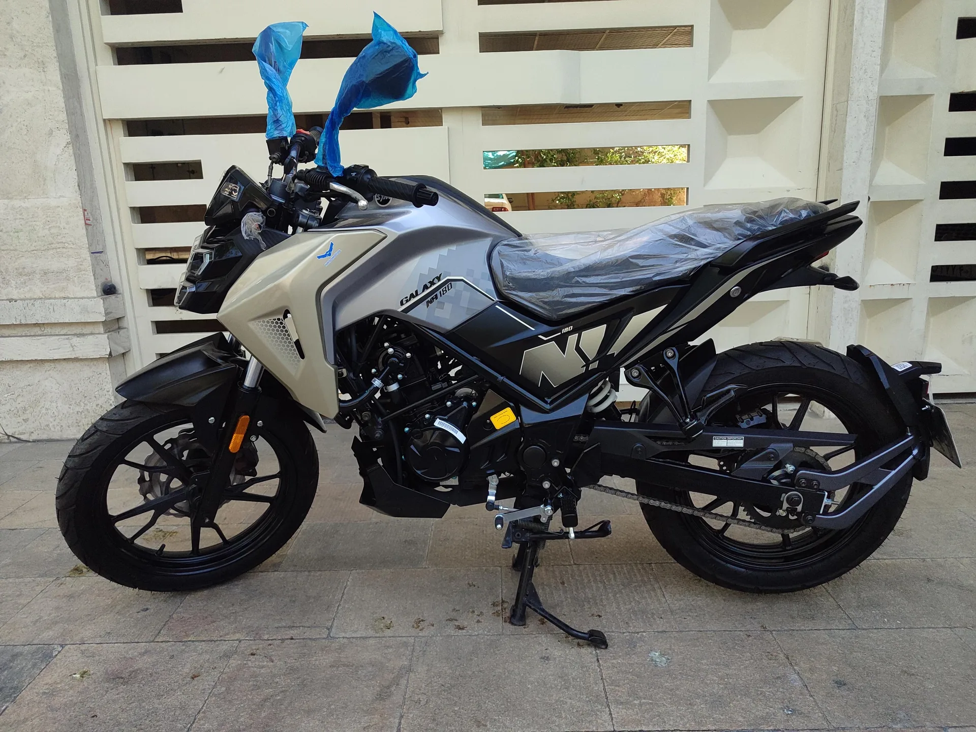 اس وای ام  گلکسی NA 180 3
