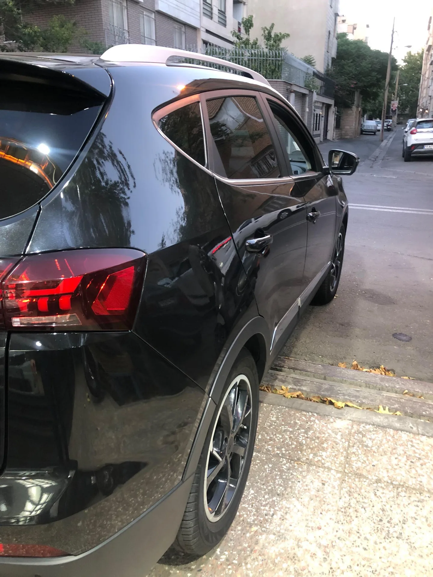 کی ام سی  X5