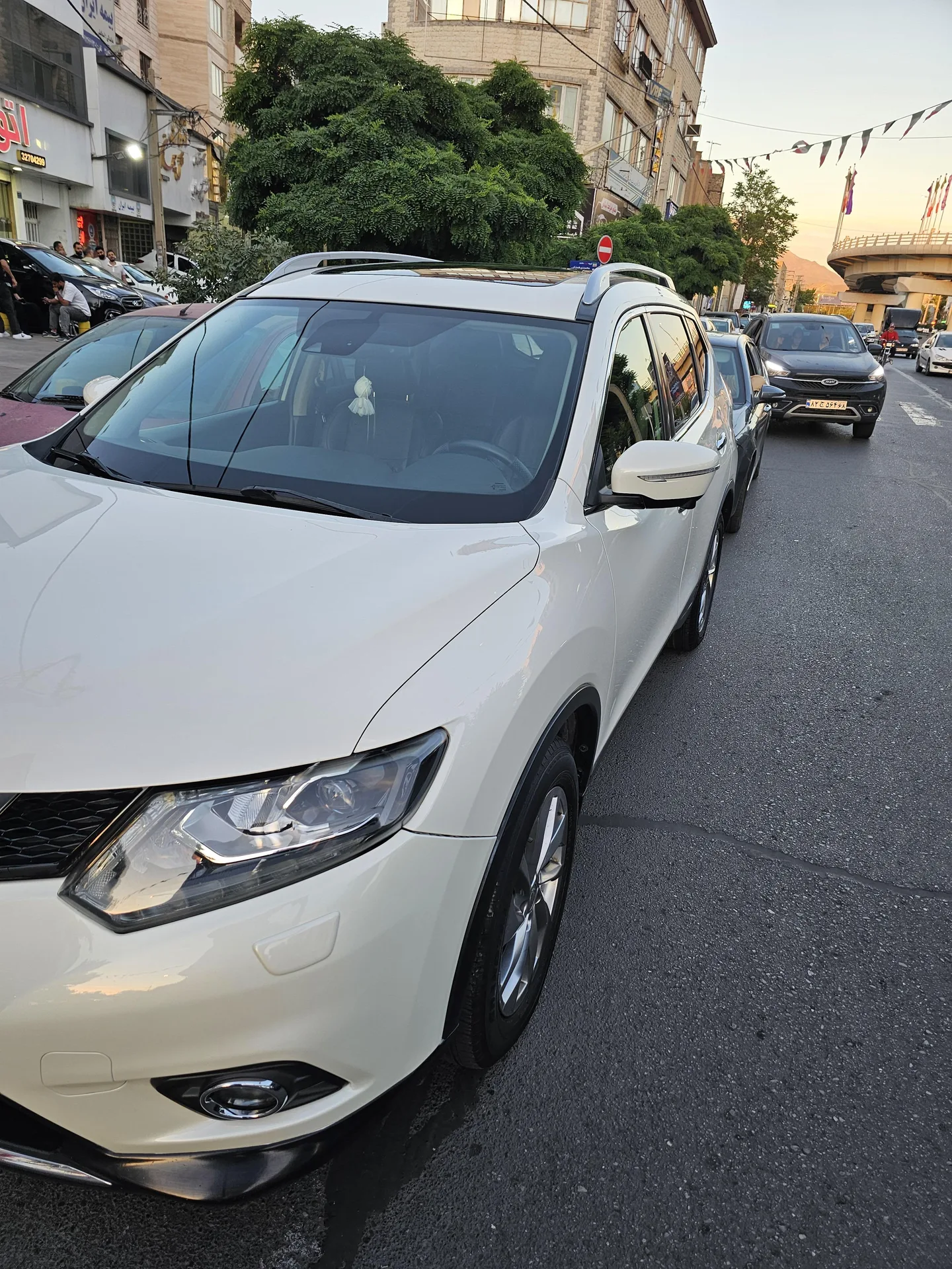 نیسان  ایکس تریل 6