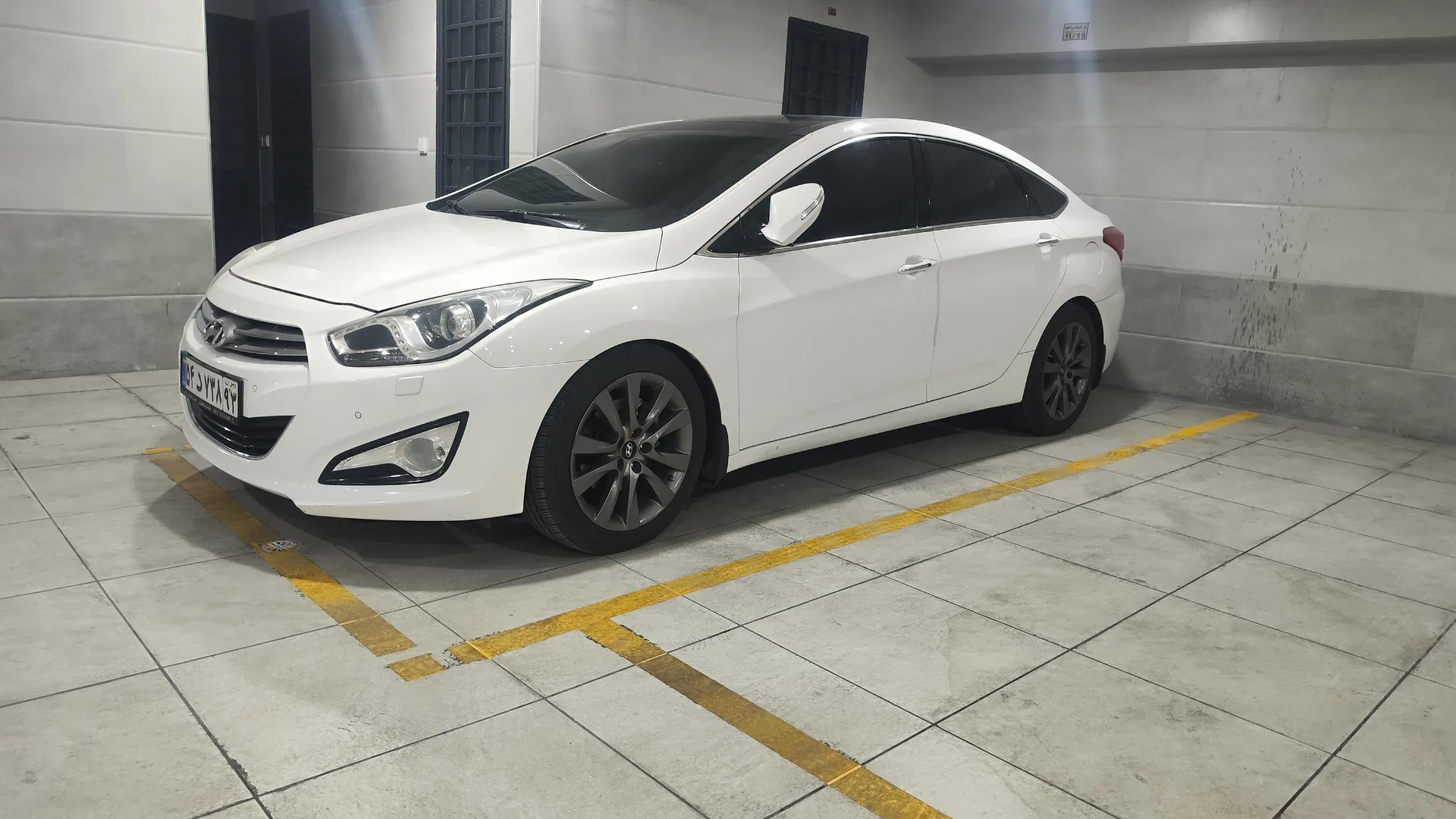 هیوندای i40