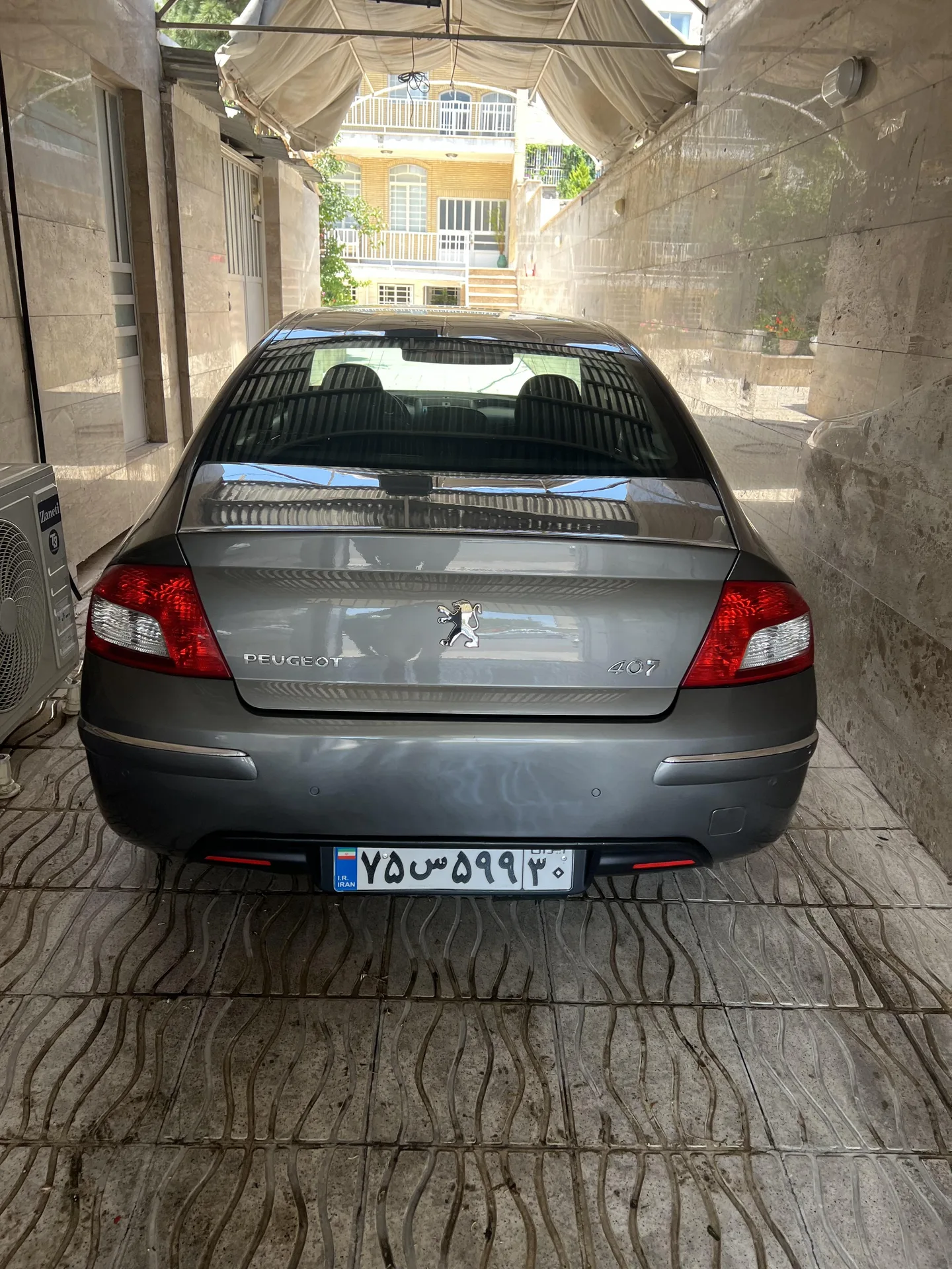 پژو  407 3