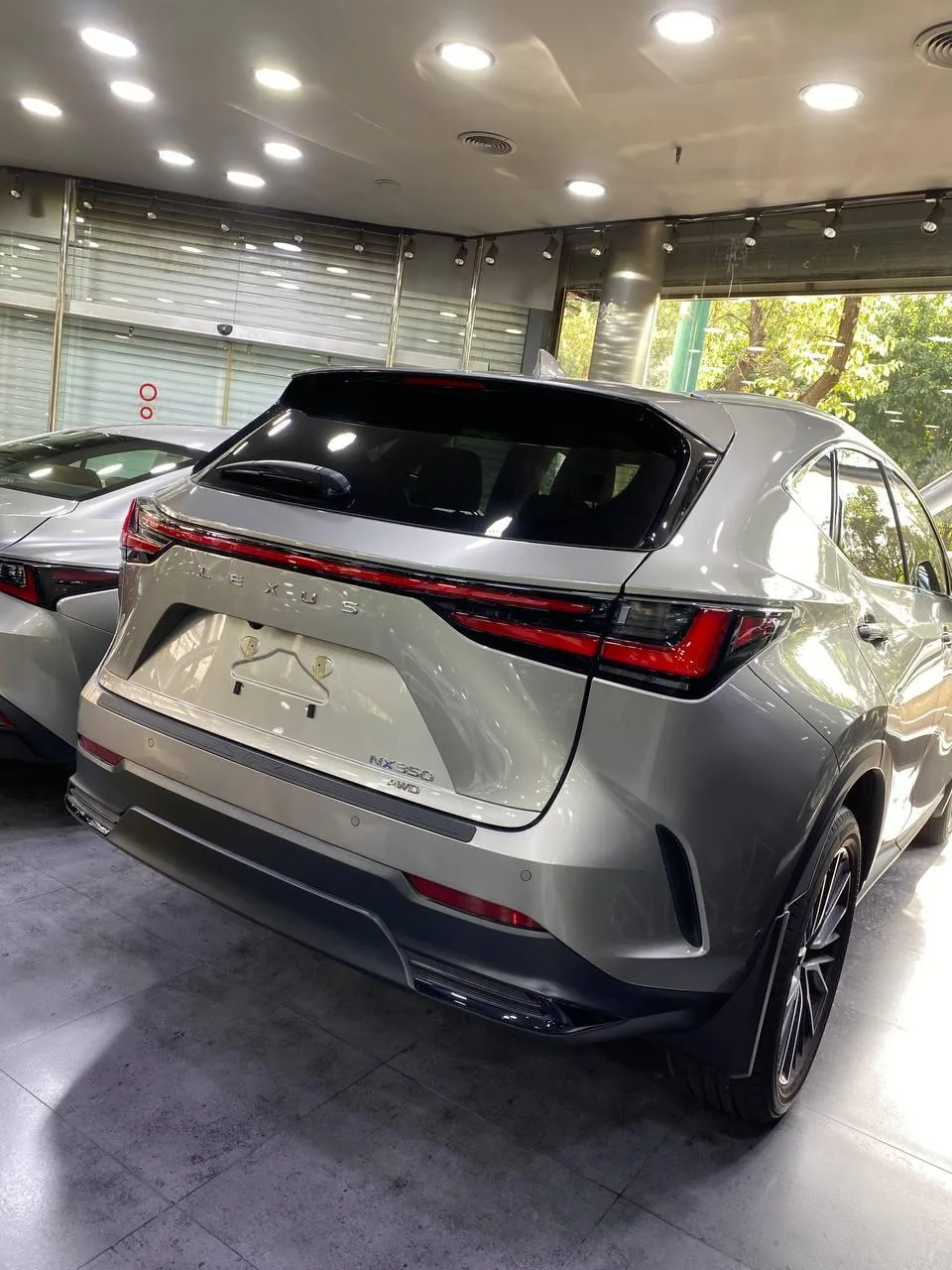 لکسوس  NX هیبرید 2
