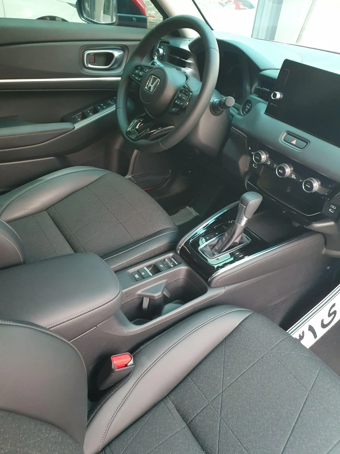 هوندا  HR-V eHEV 5