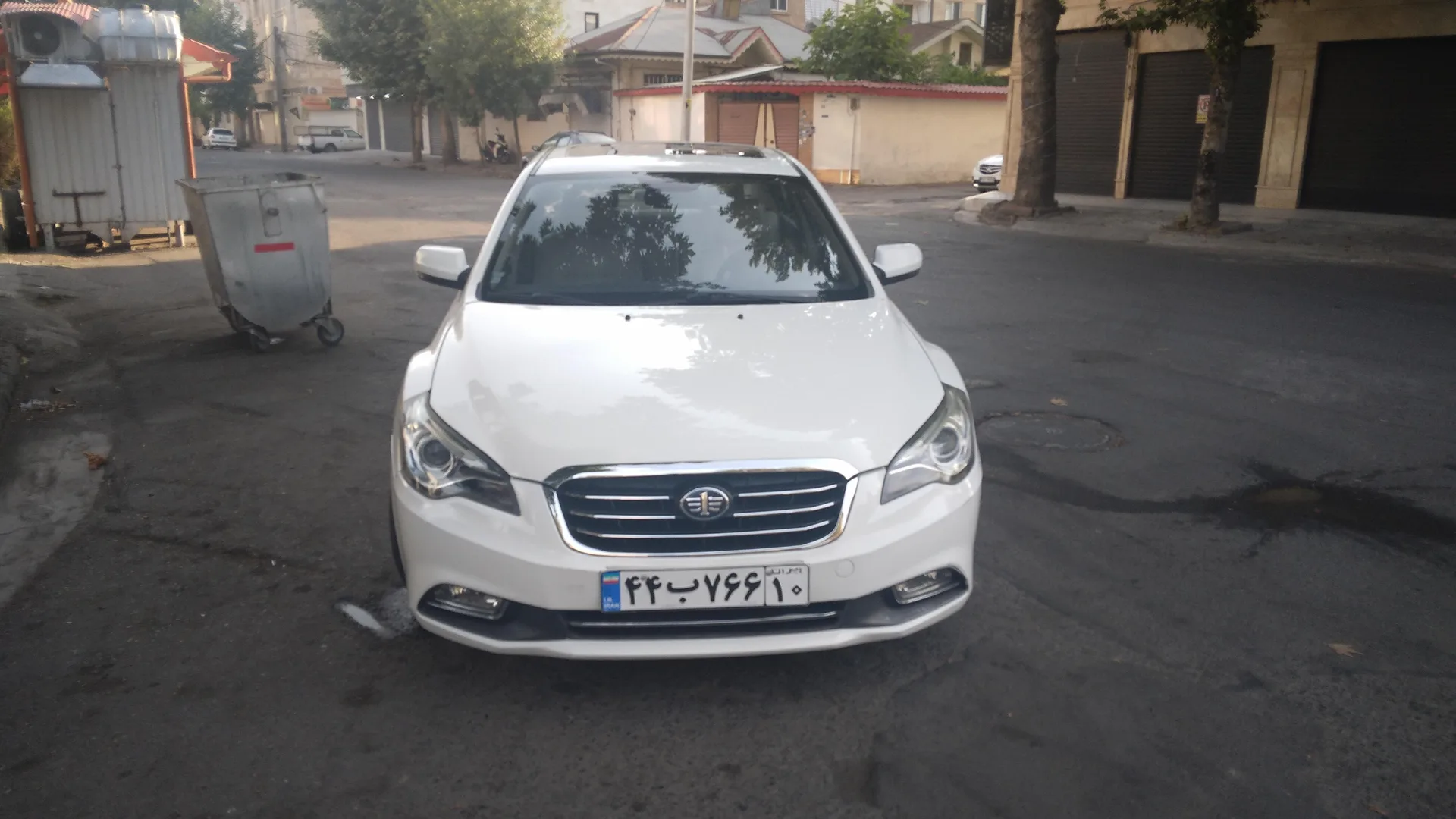 بسترن  B50F