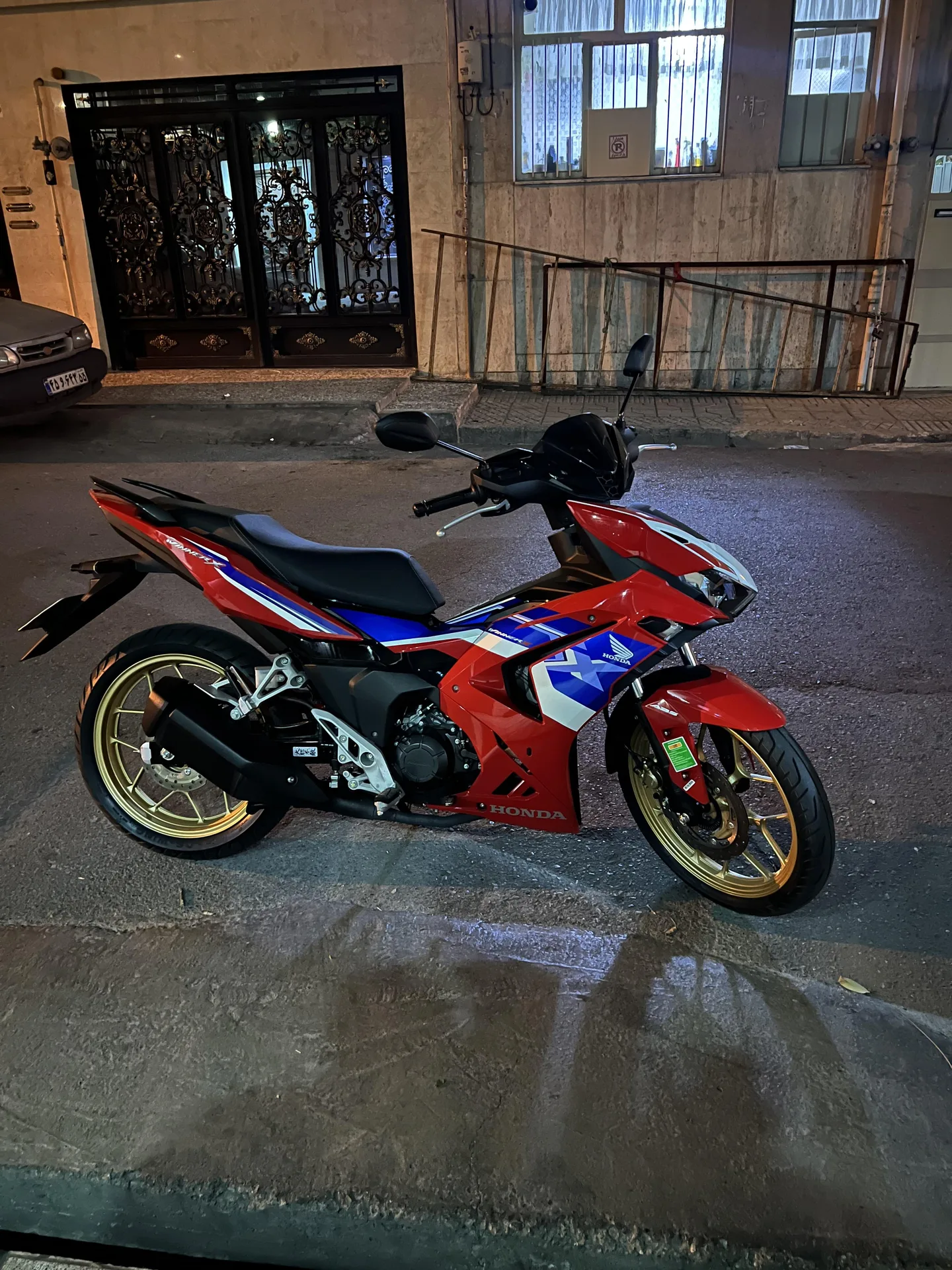 هوندا  کلیک 150 4