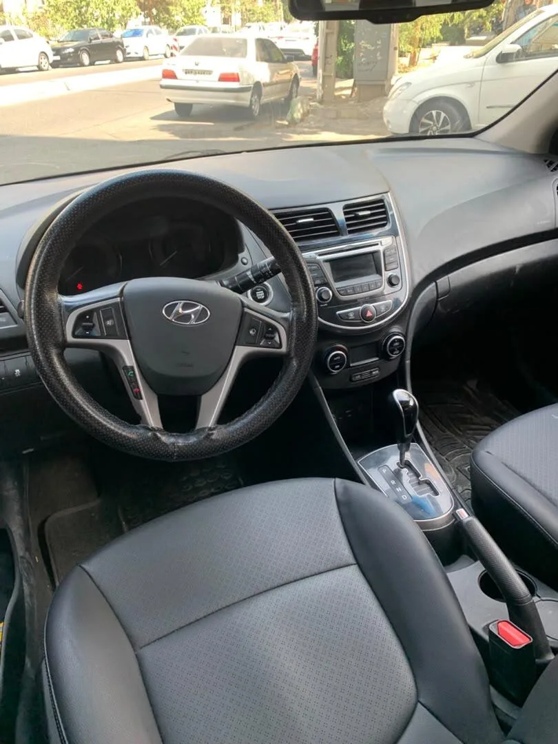 هیوندای  اکسنت 4
