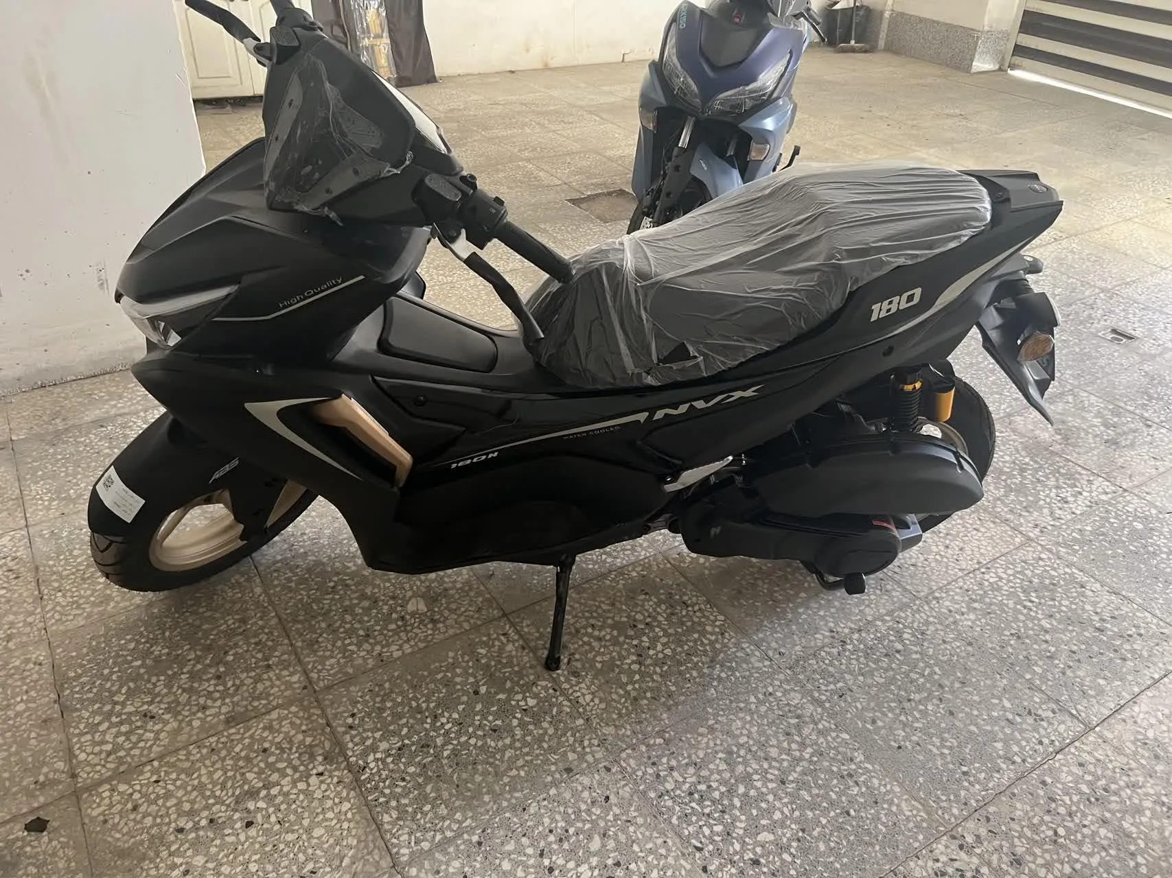 کبیر موتور  NVX 180