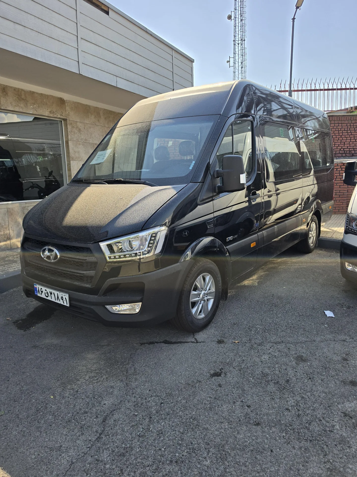 هیوندای H 350