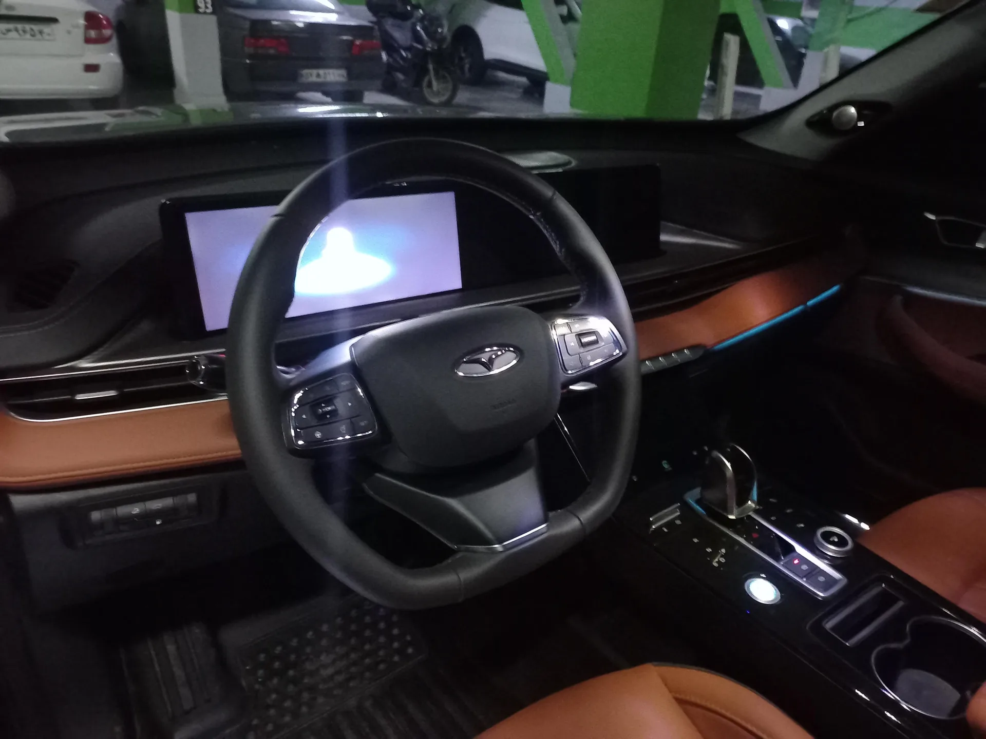 فونیکس  تیگو 8 پرو هیبرید (F8 PRO PHEV) 5