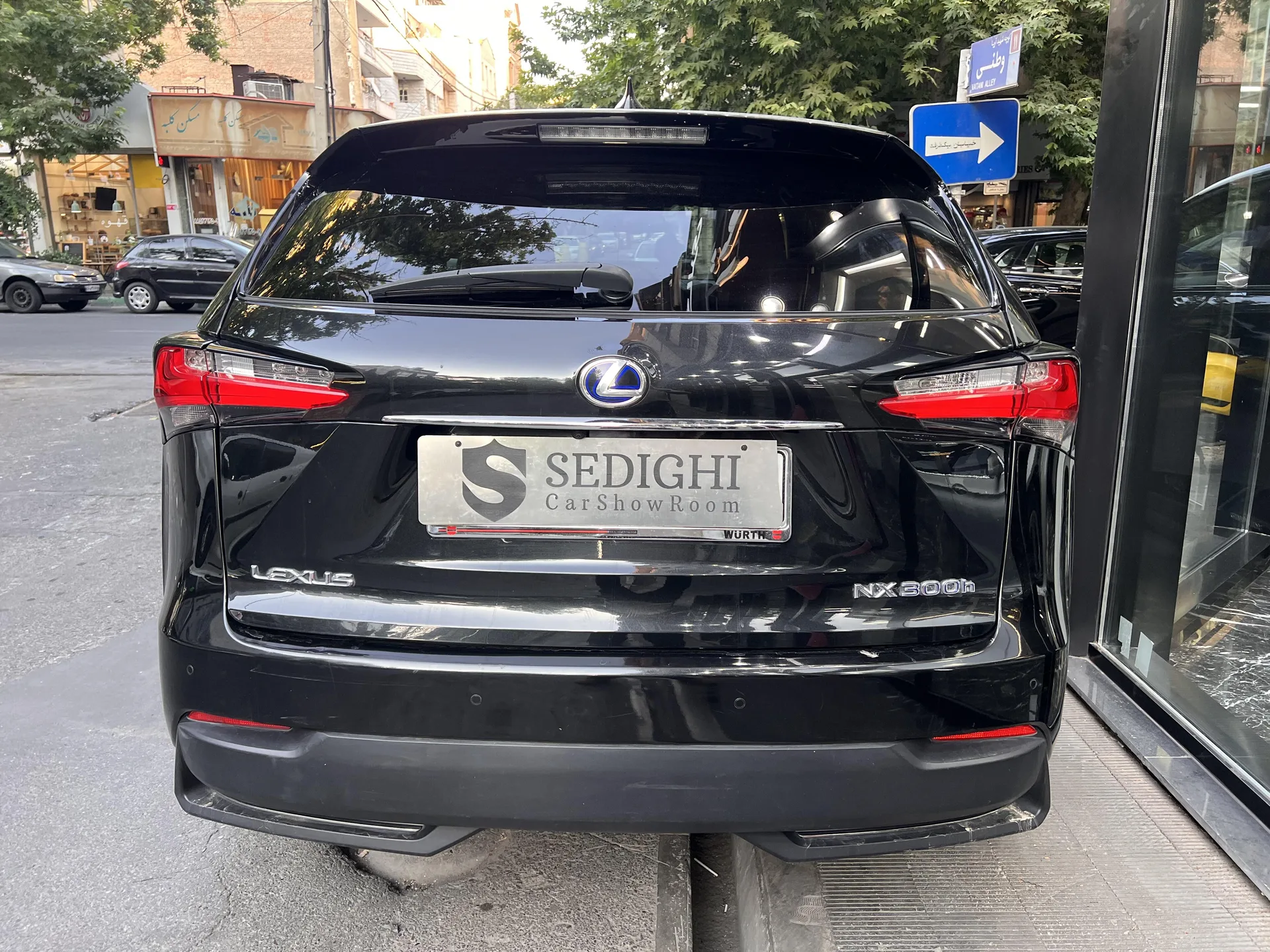 لکسوس  NX هیبرید 3