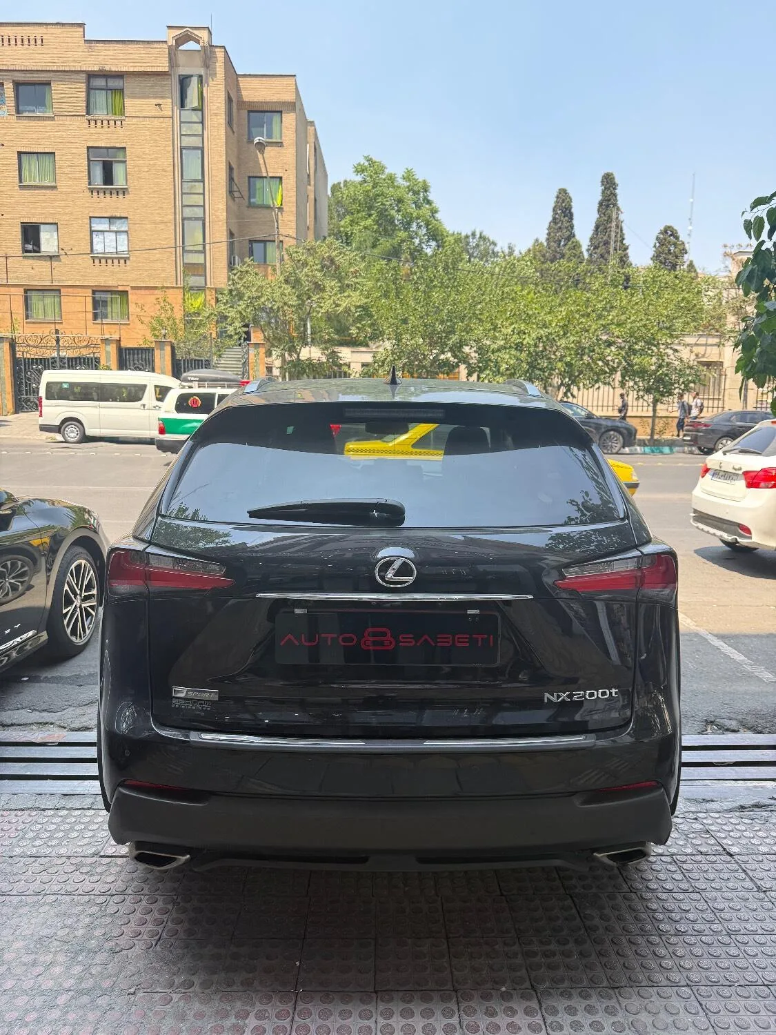لکسوس  NX 2