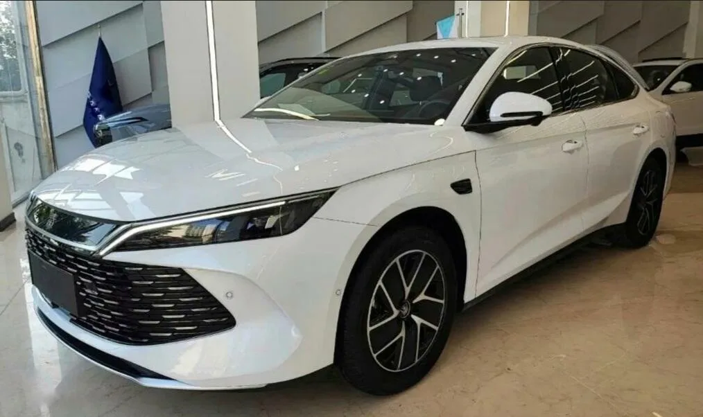 بی وای دی چین ال DMi