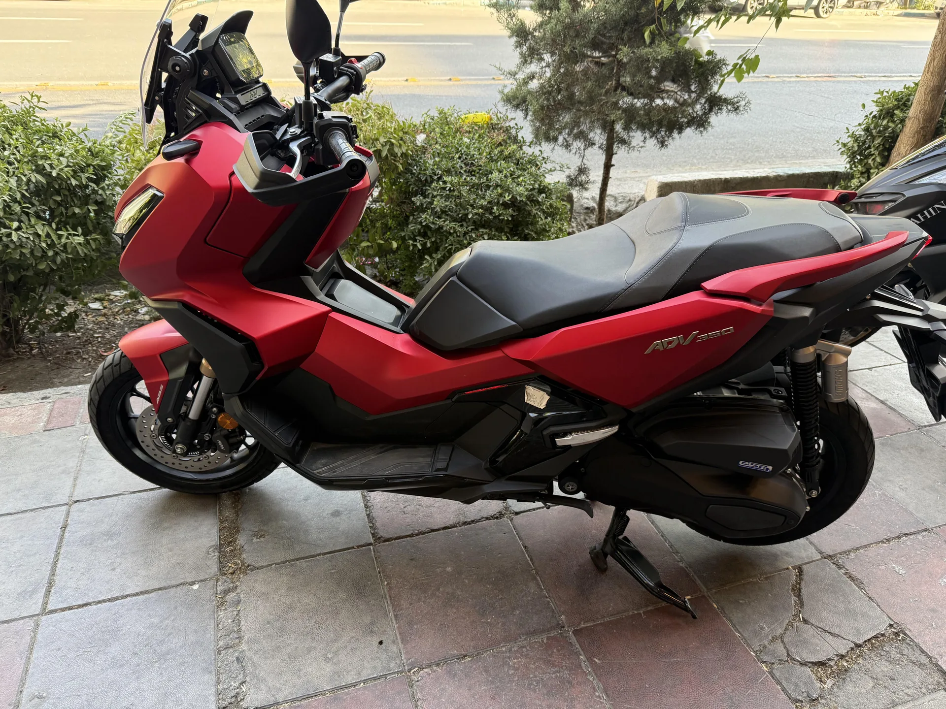 هوندا ADV 350