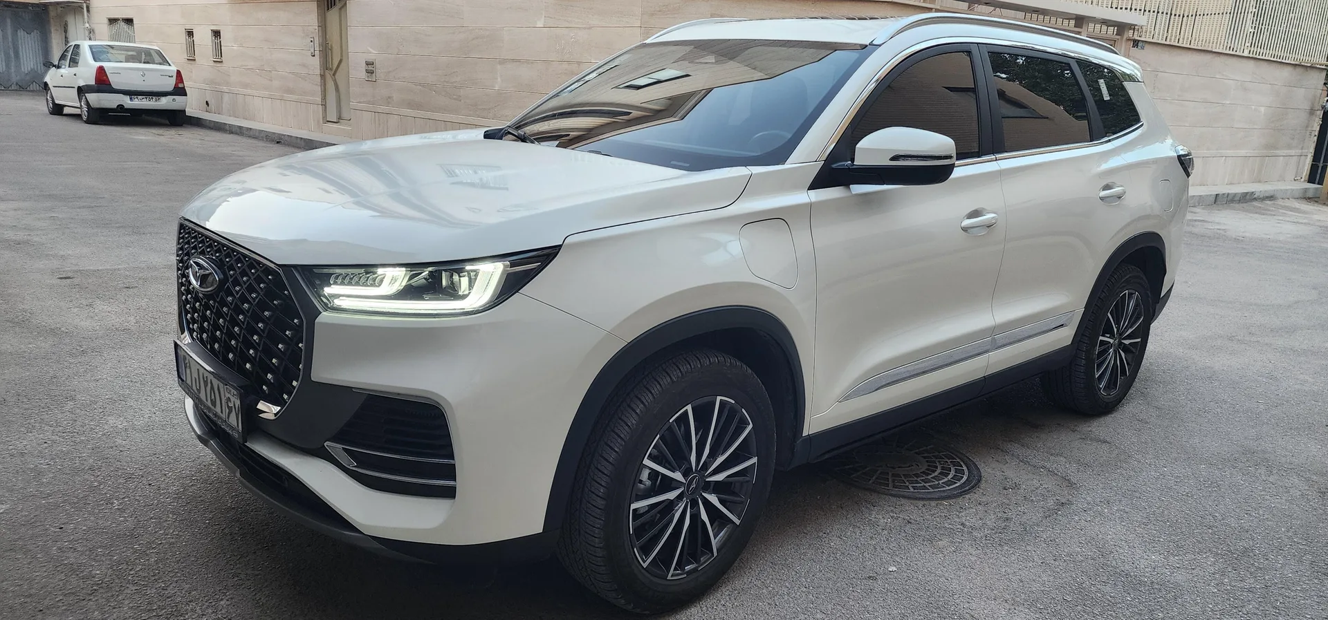 فونیکس  تیگو 8 پرو هیبرید (F8 PRO PHEV) 2
