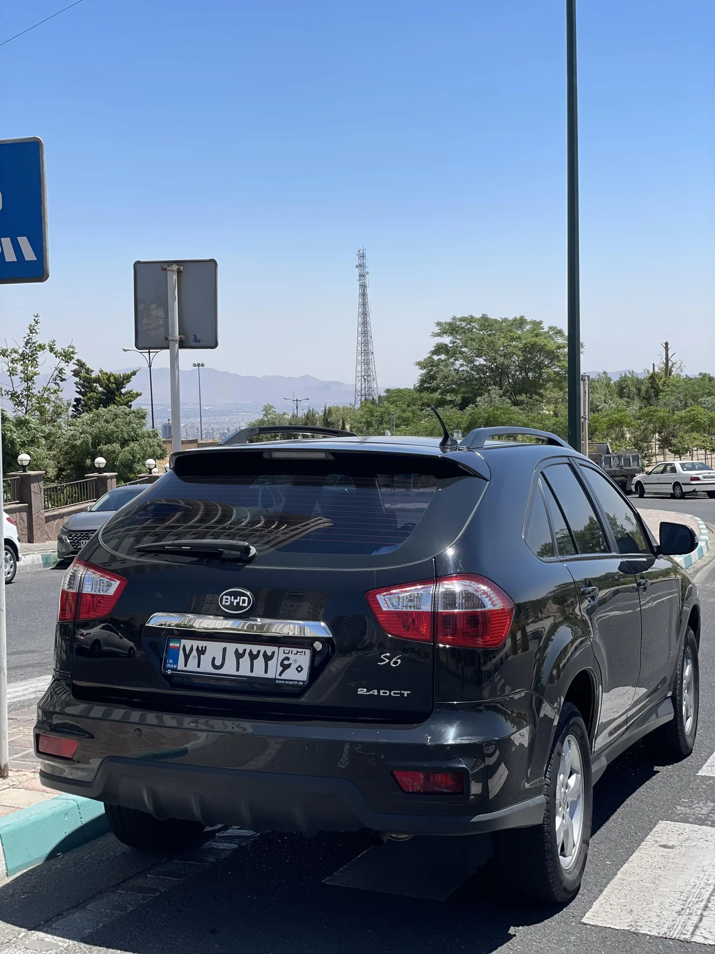 بی وای دی  S6 2