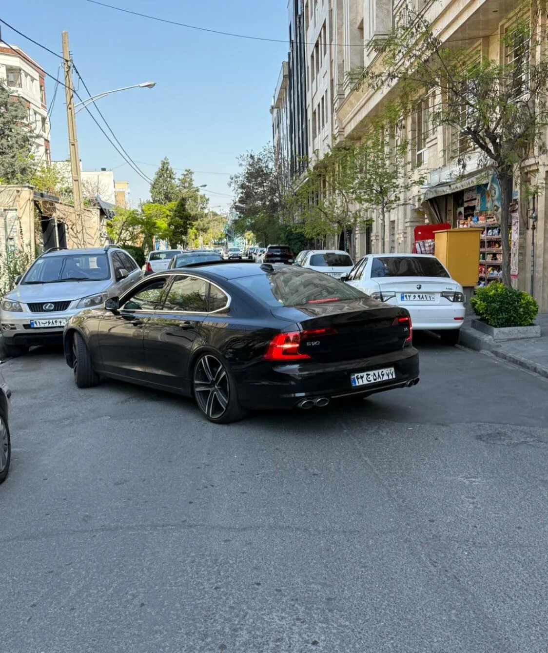 ولوو S90