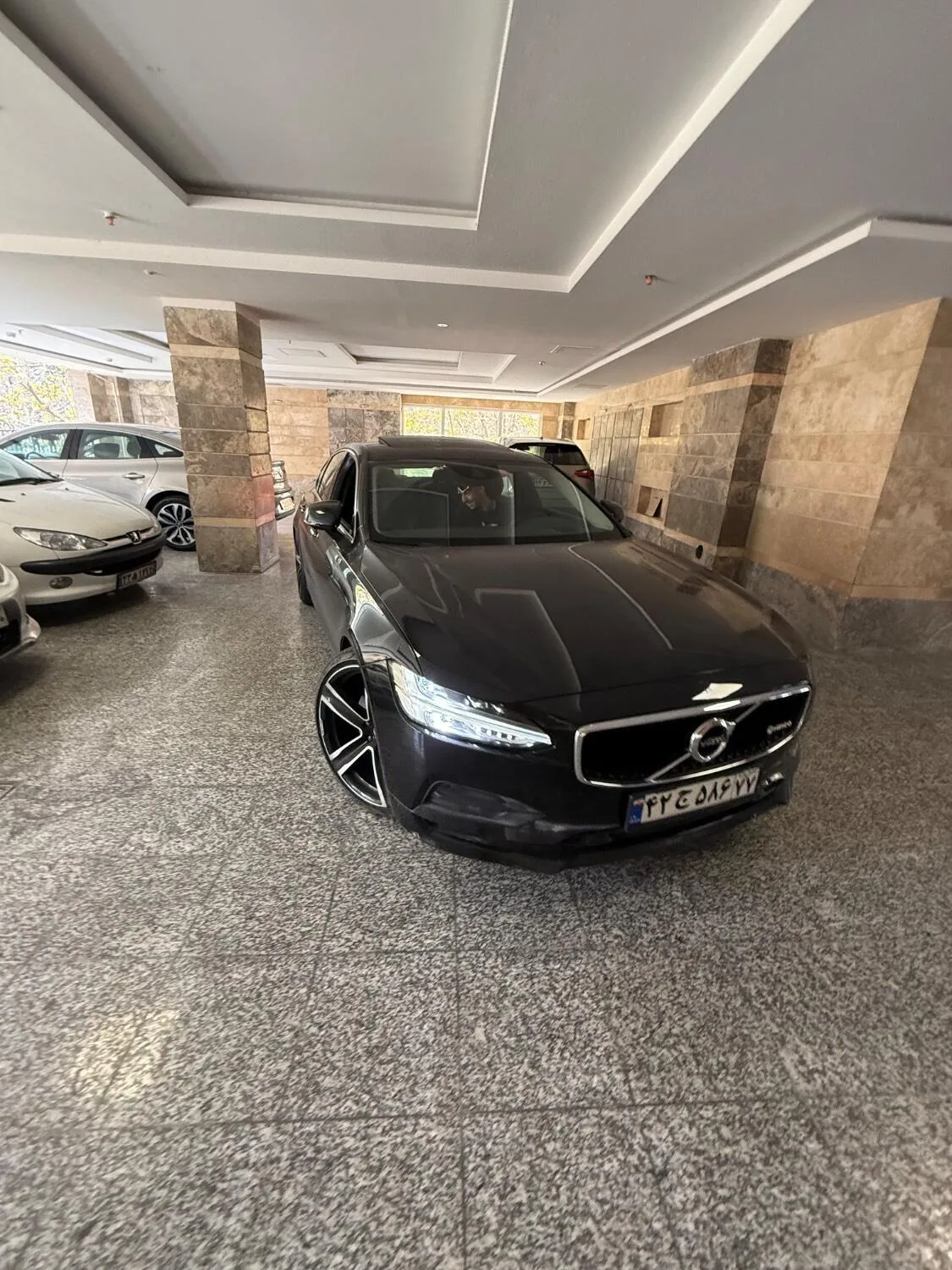 ولوو  S90 4