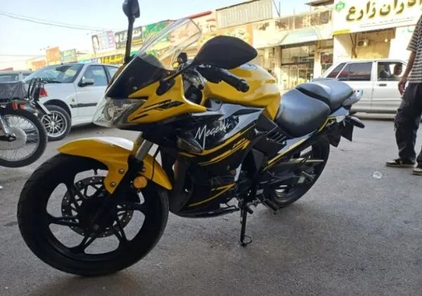 مگلی  200R 2