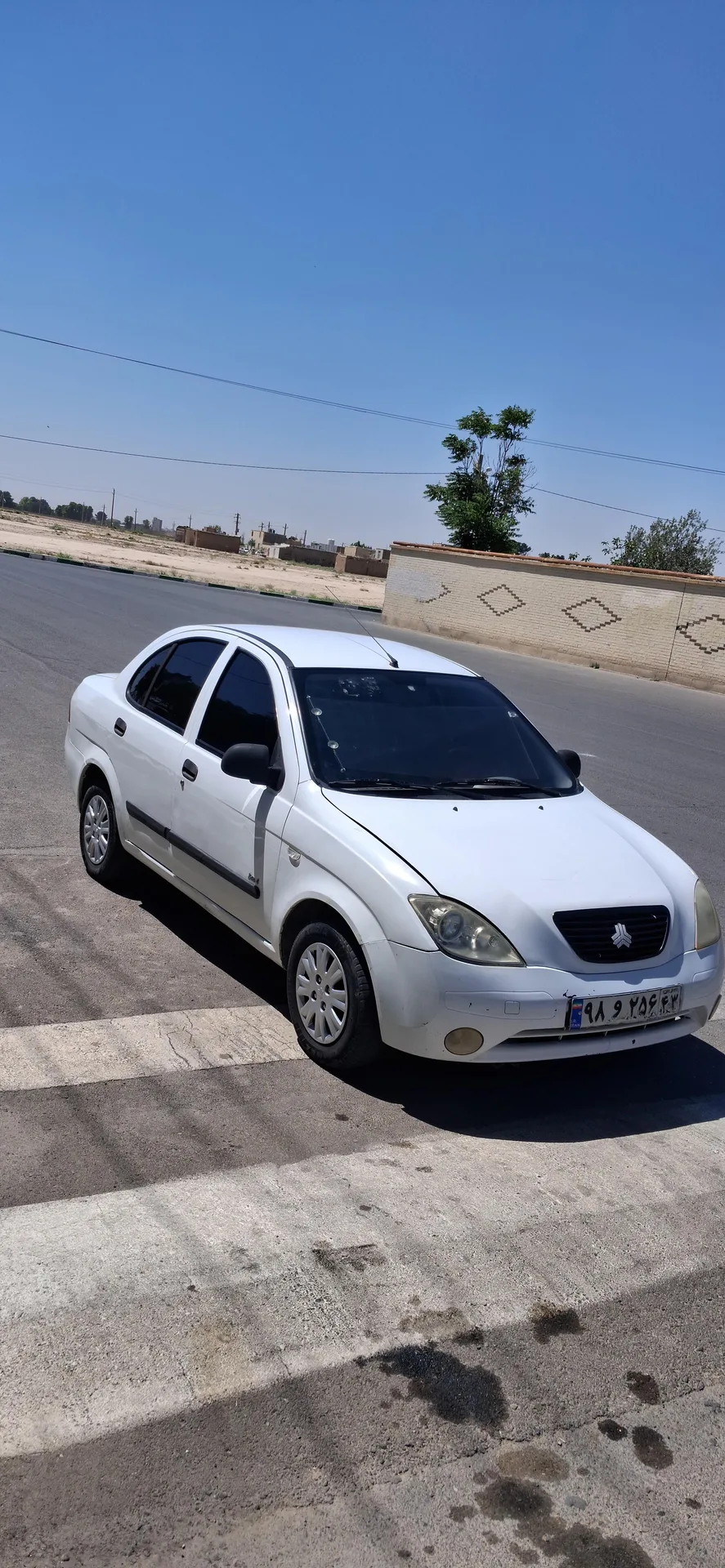 تیبا صندوق دار