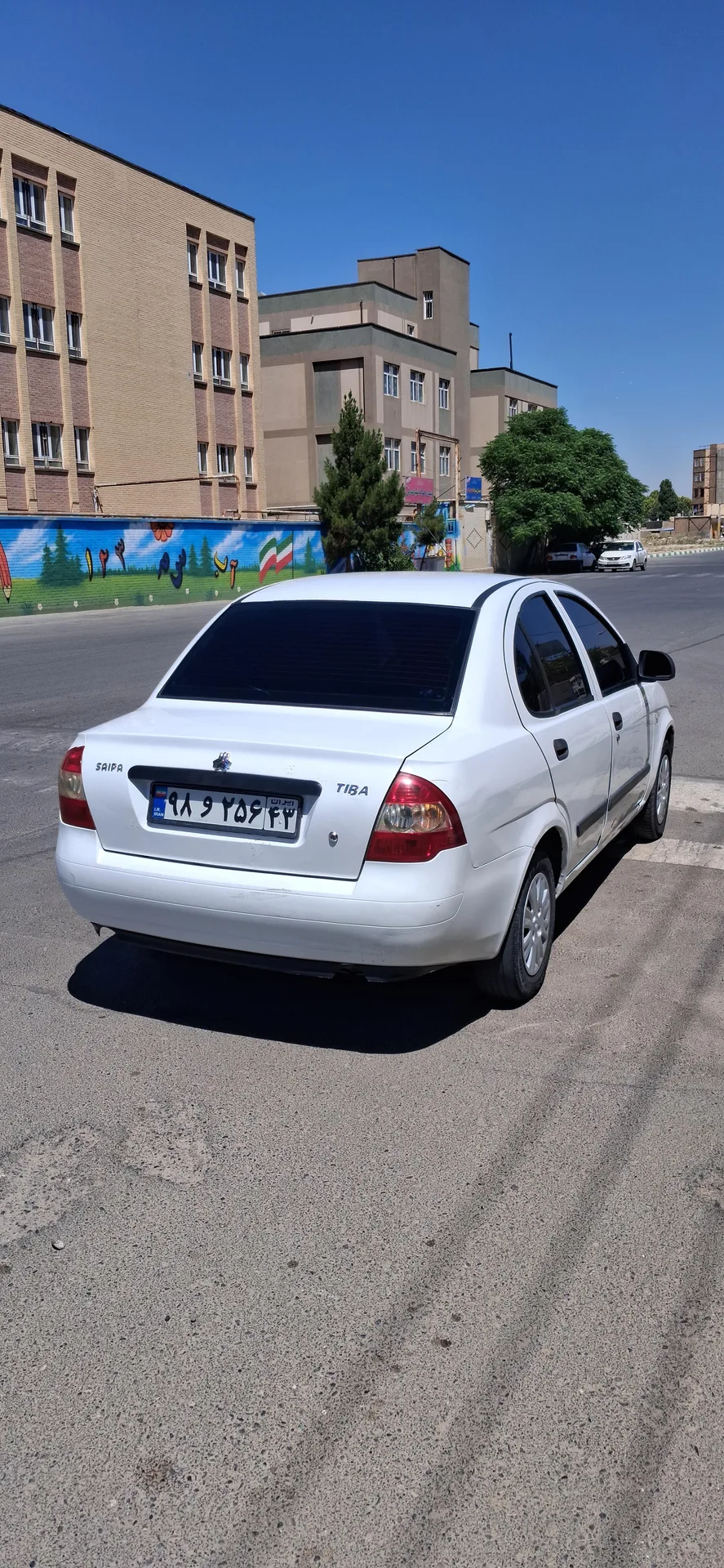 تیبا  صندوق دار 3