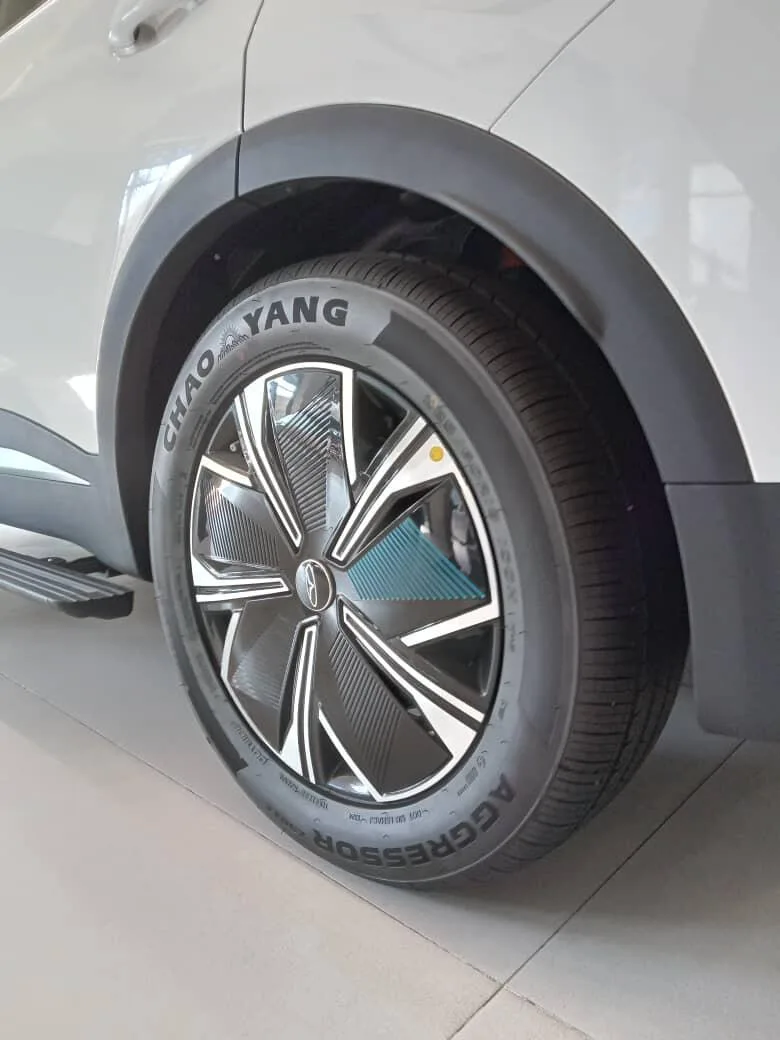 فونیکس  تیگو 7 پرو هیبرید (F7 PRO PHEV) 4