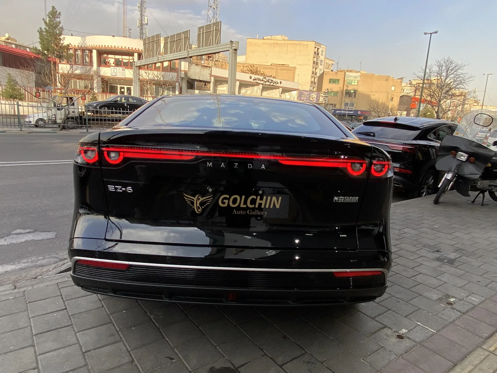 مزدا  EZ6 12