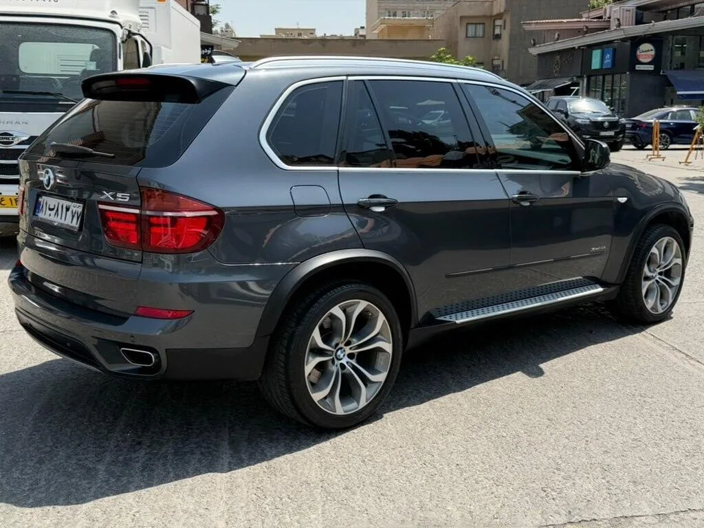 ب ام و  X5 2