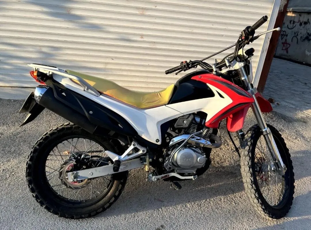 جهان همتا  فلات CRF200 2