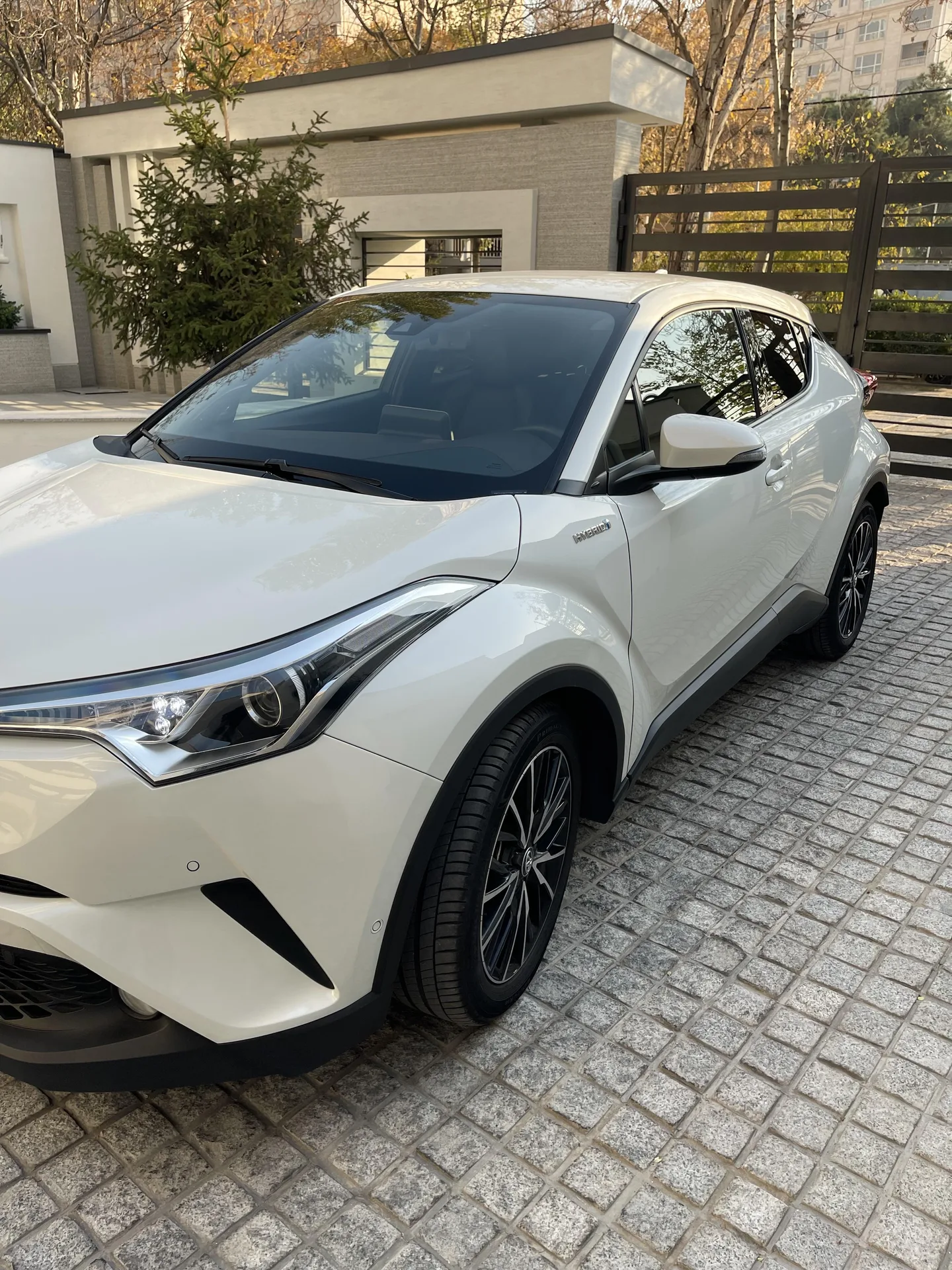 تویوتا C-HR هیبرید