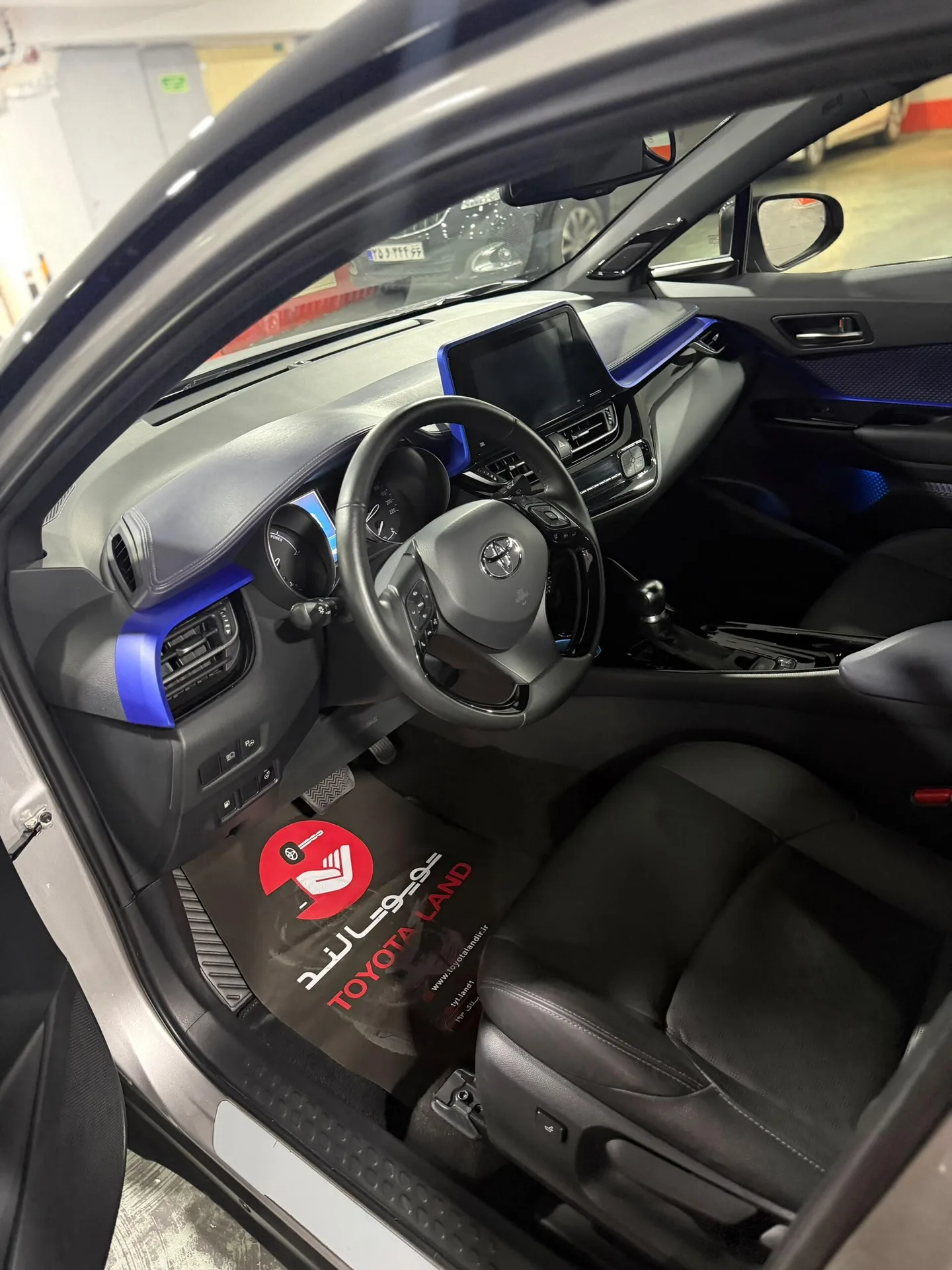تویوتا  C-HR هیبرید 9