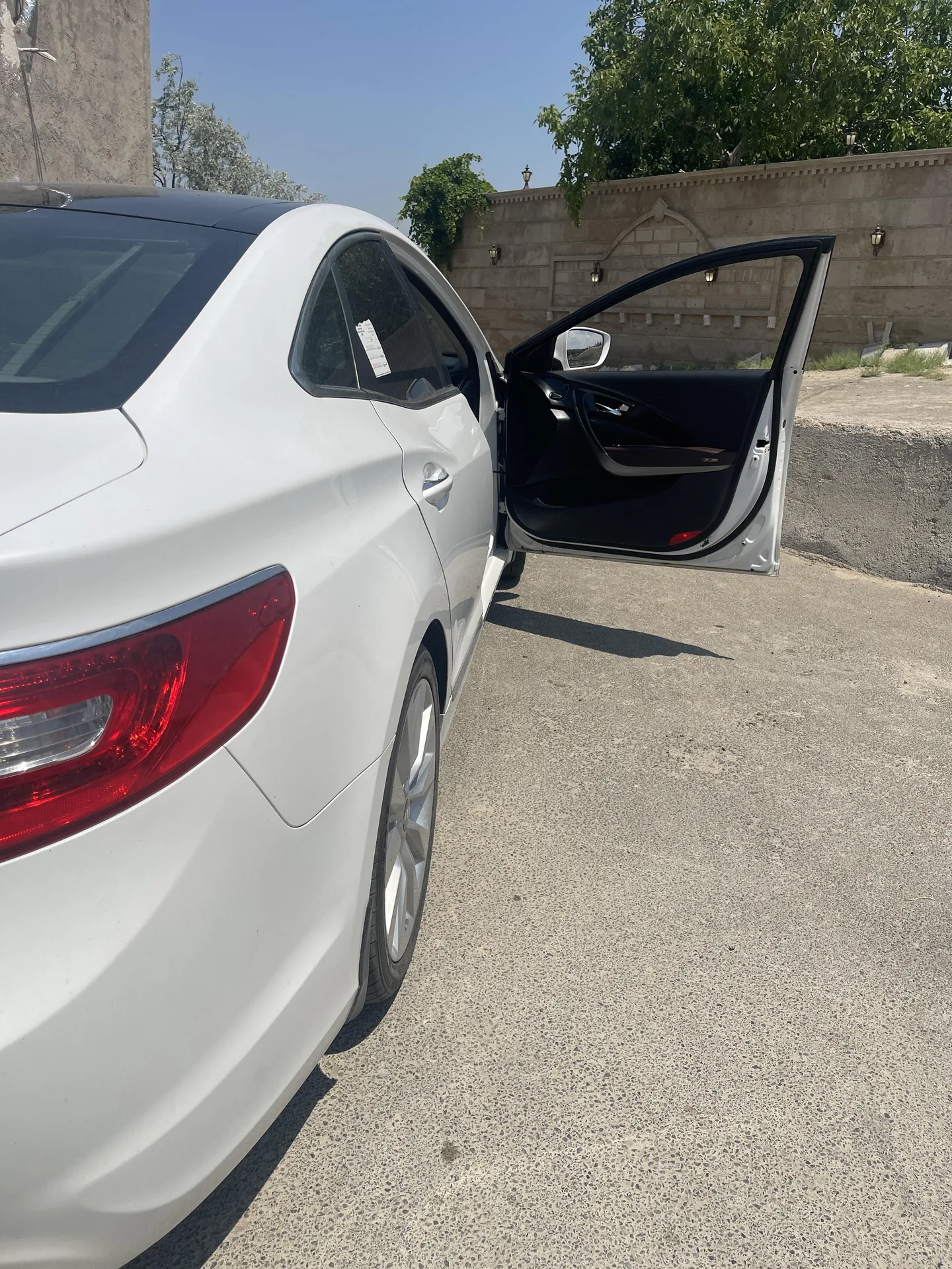 هیوندای آزرا (گرنجور)
