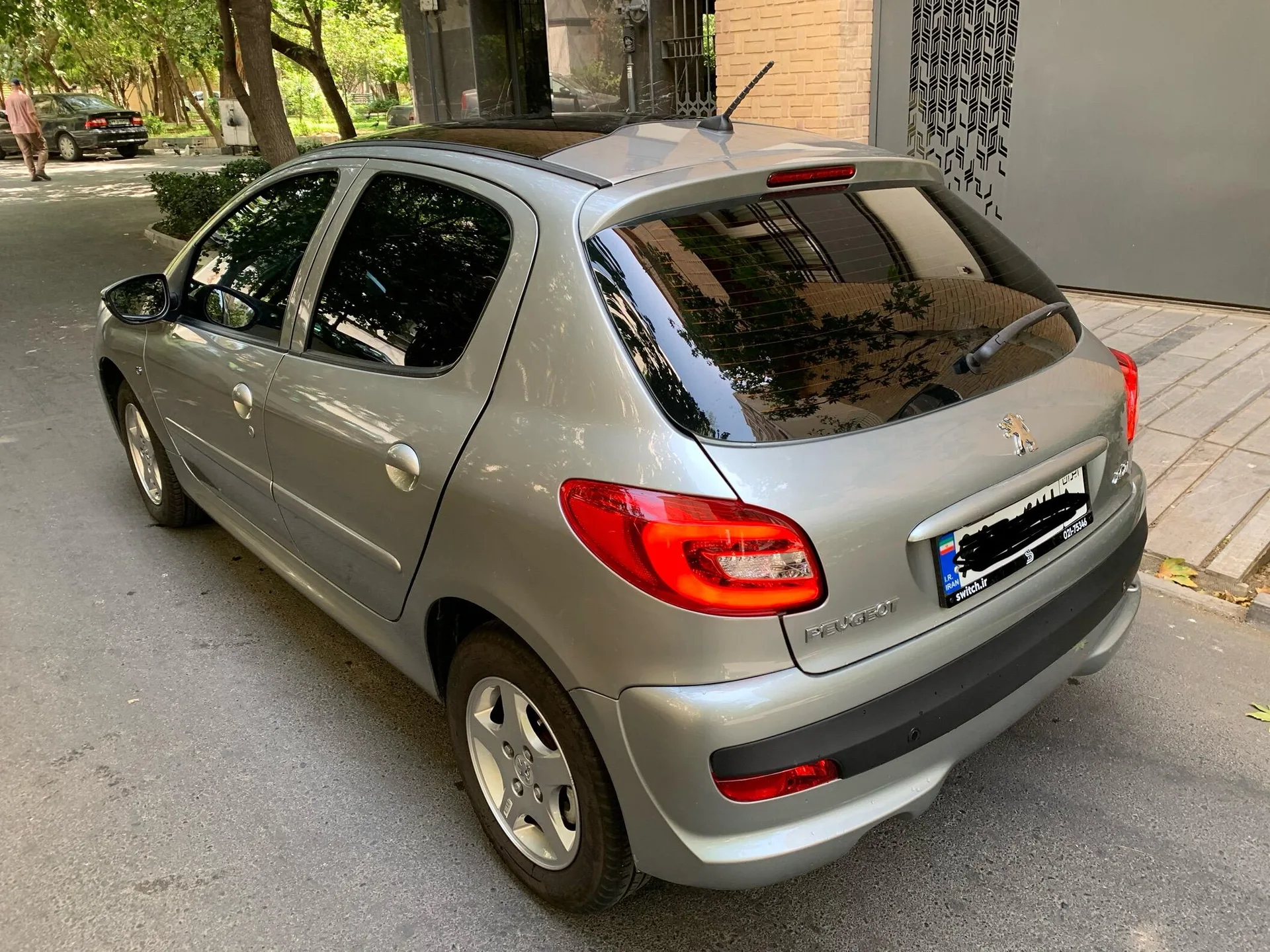 پژو 207