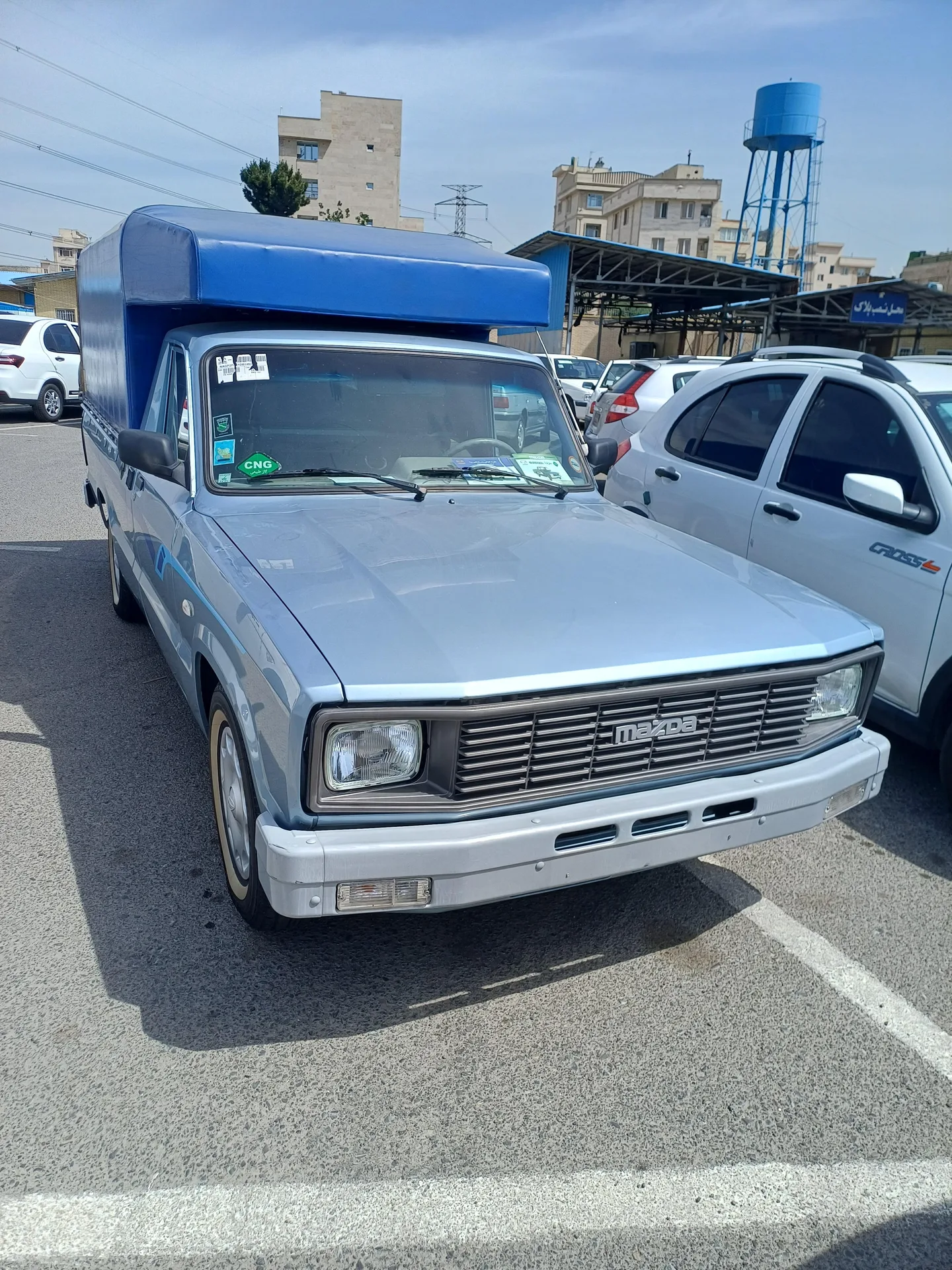مزدا وانت تککابين