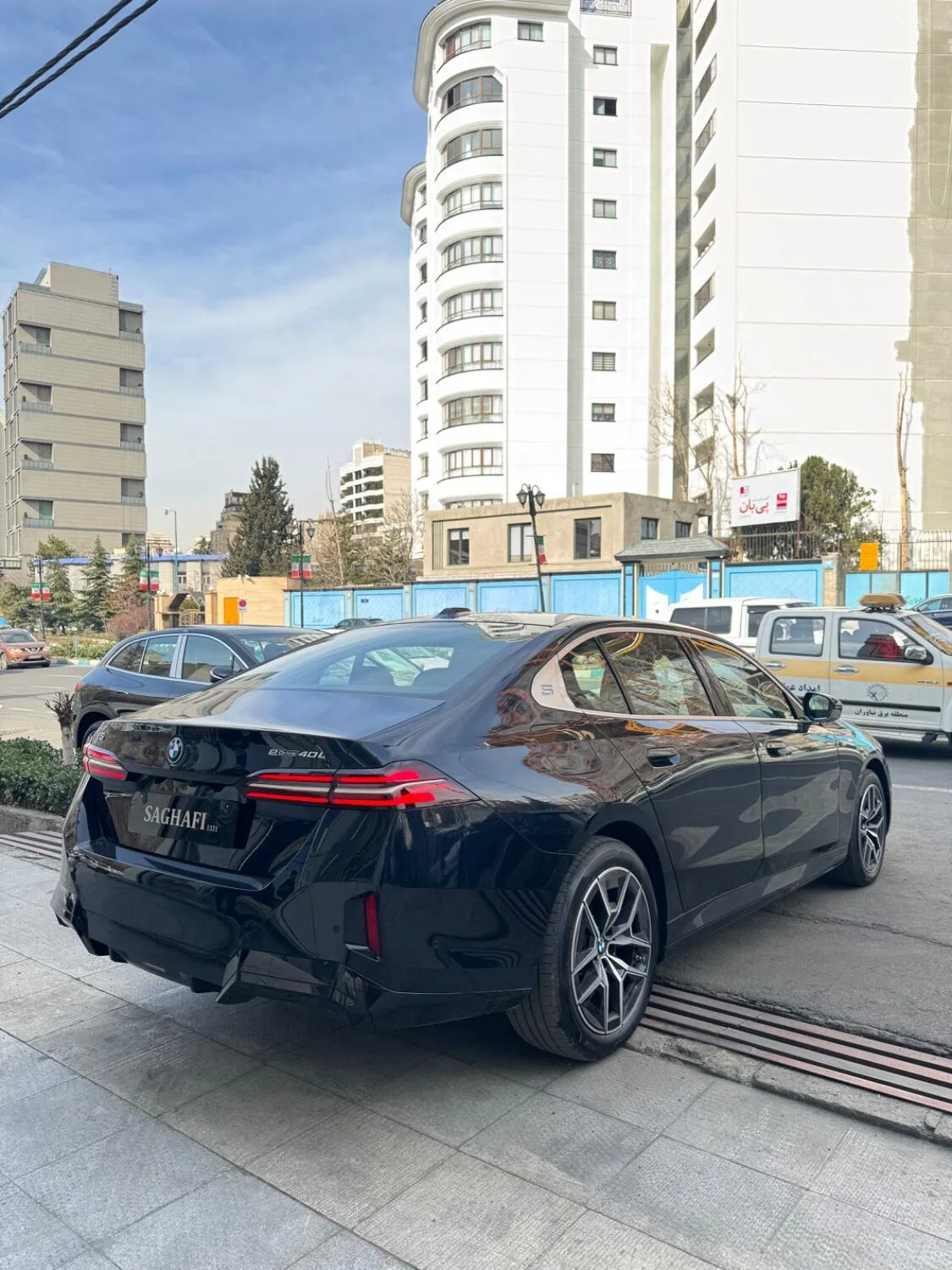 ب ام و  i5 4
