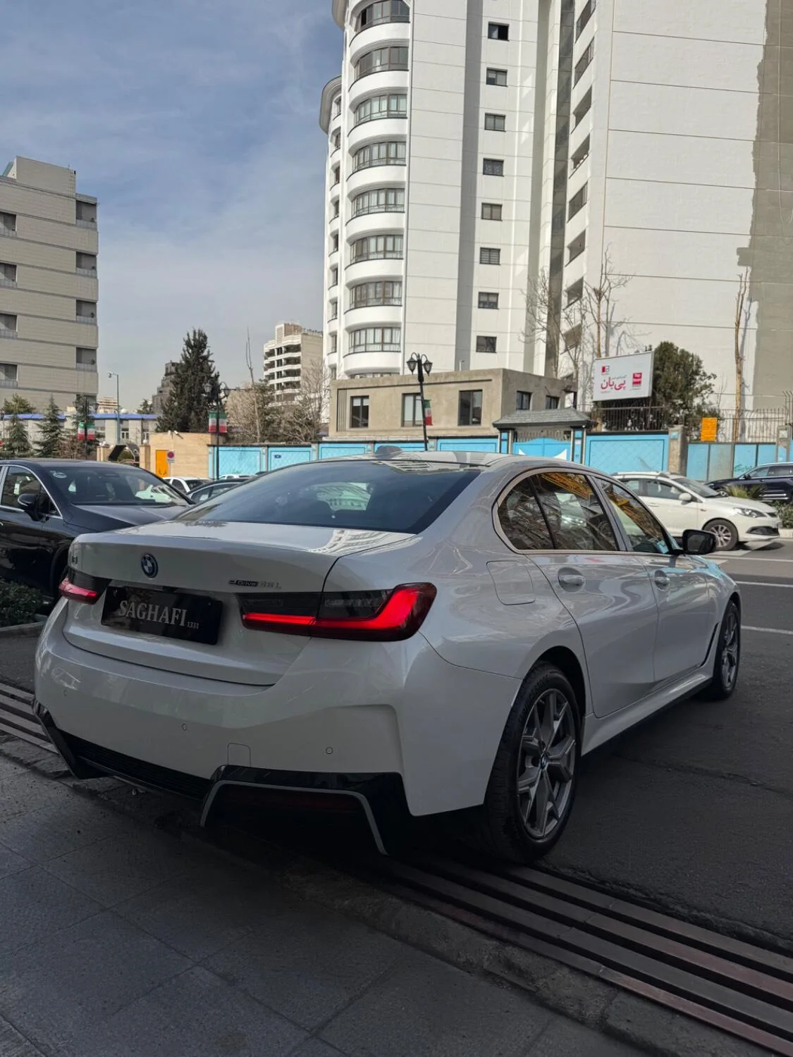 حواله ب ام و  i3 5