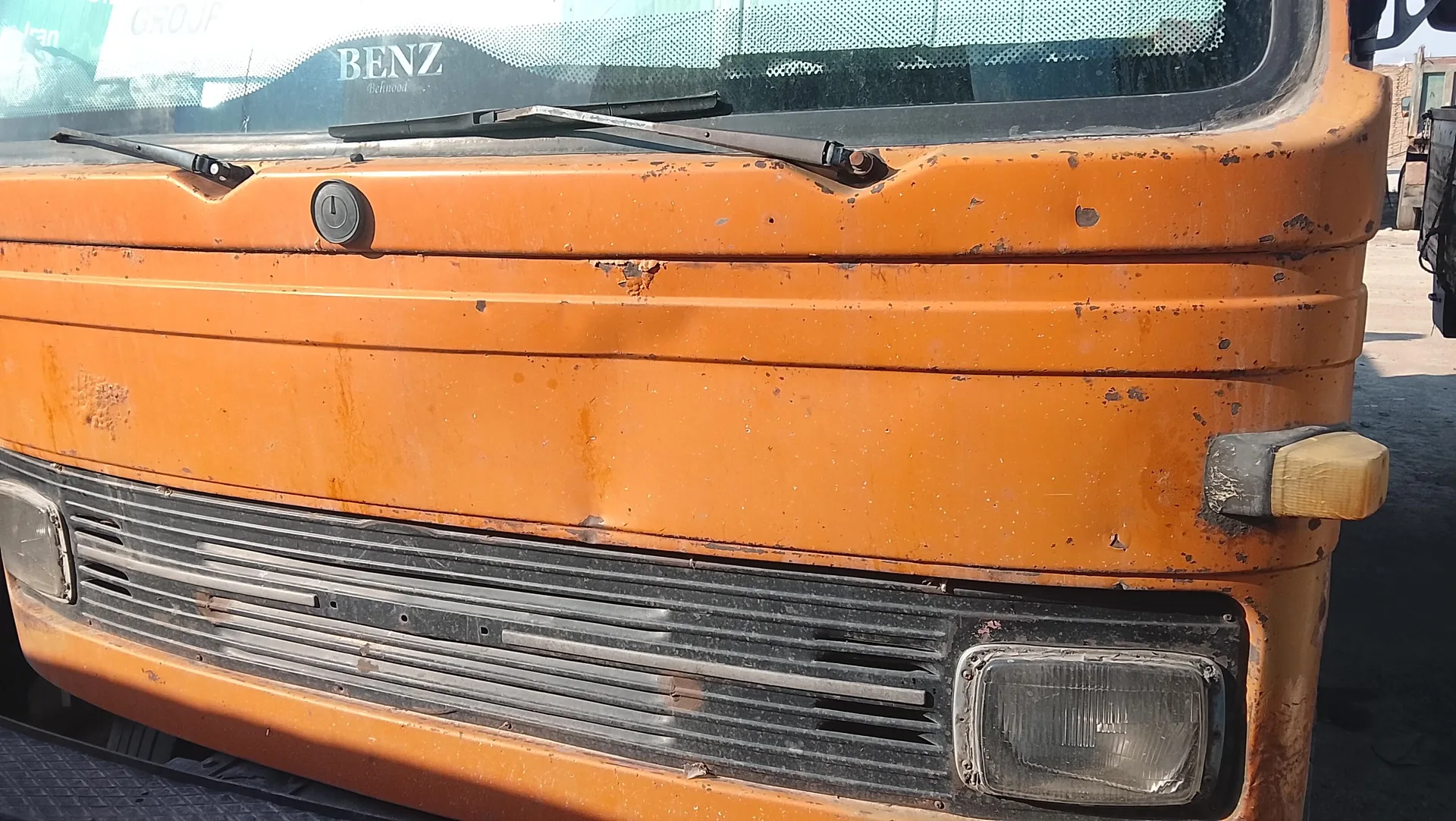 خاور  608