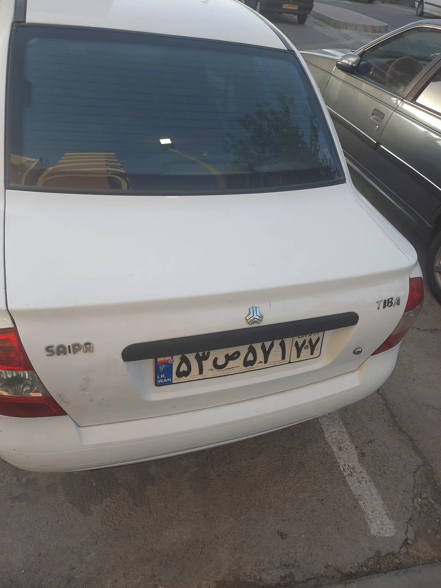 تیبا  صندوق دار 3