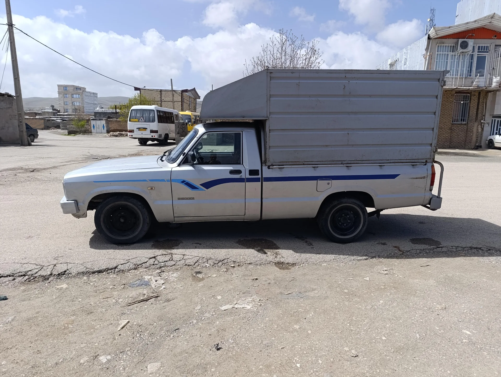 مزدا  وانت تک‌کابين 2