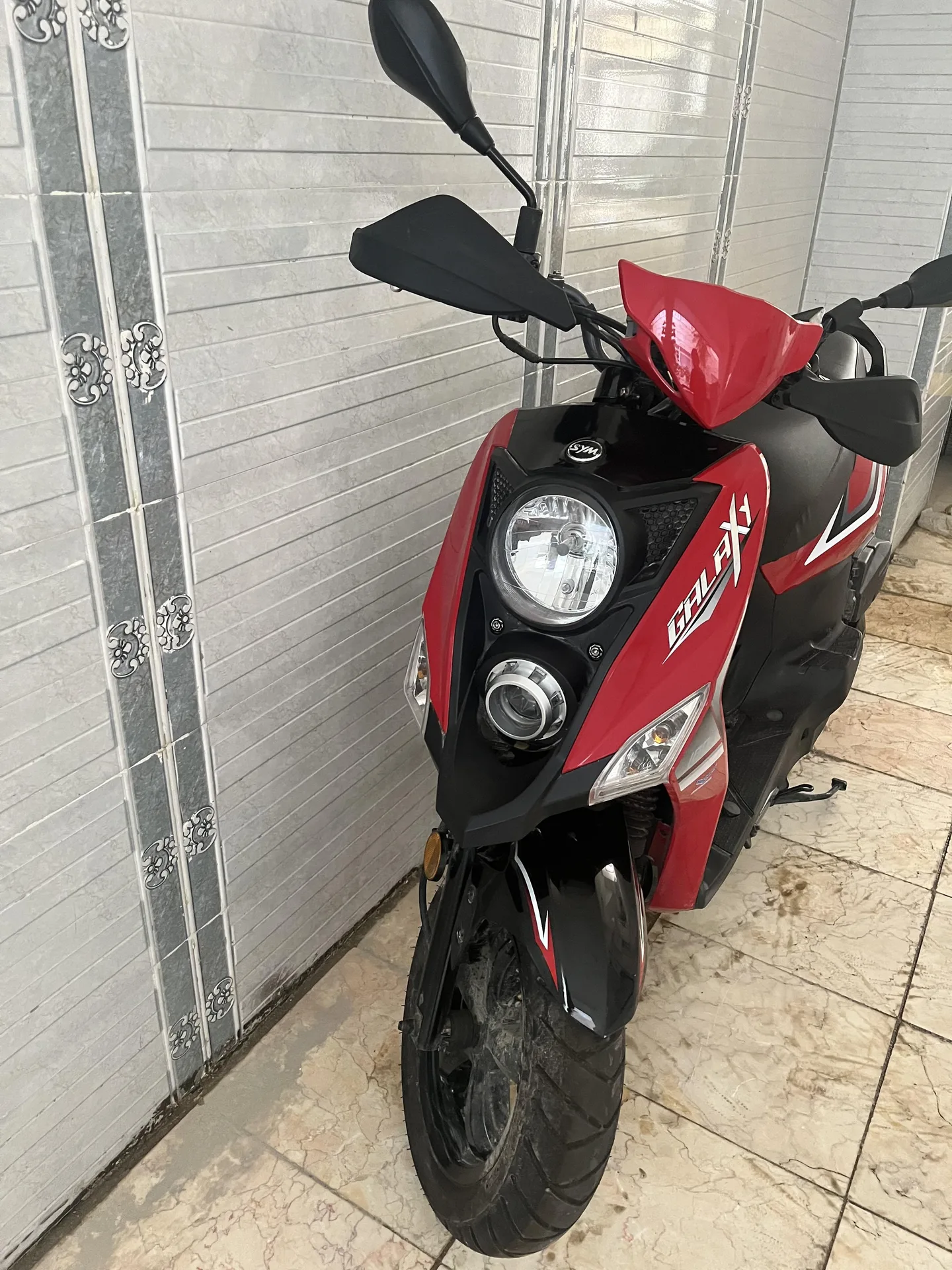 اس وای ام  گلکسی CX 180 2