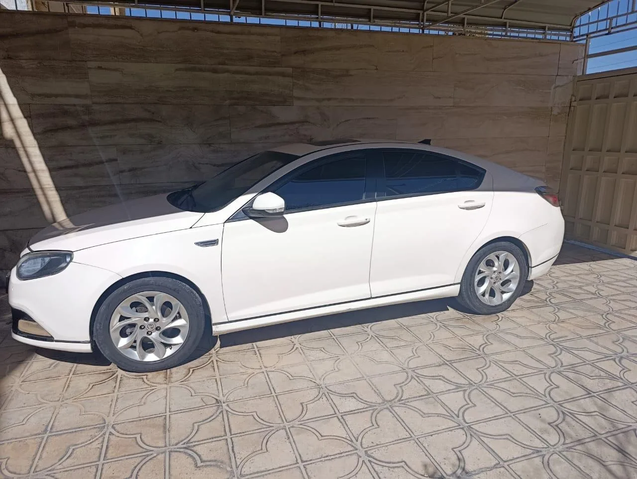 ام جی  6 2