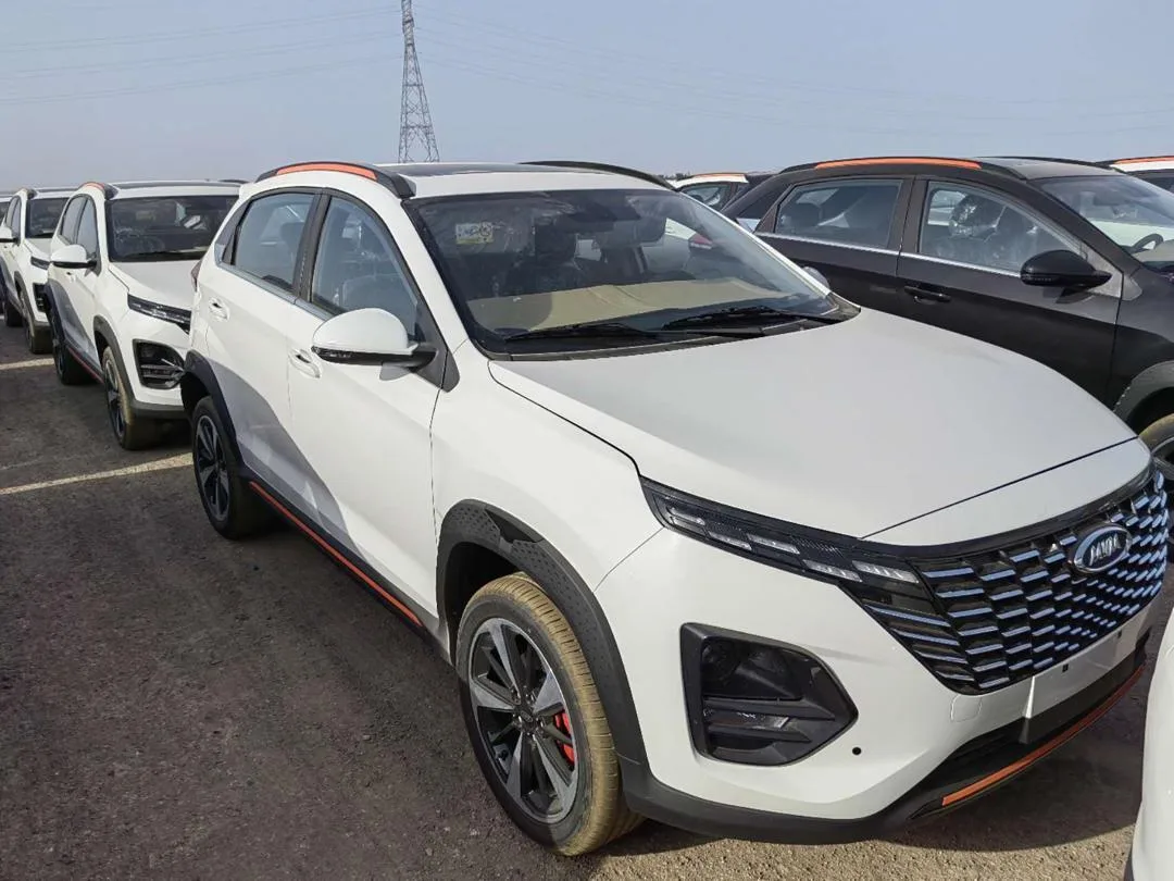 ام وی ام  X33 کراس 6