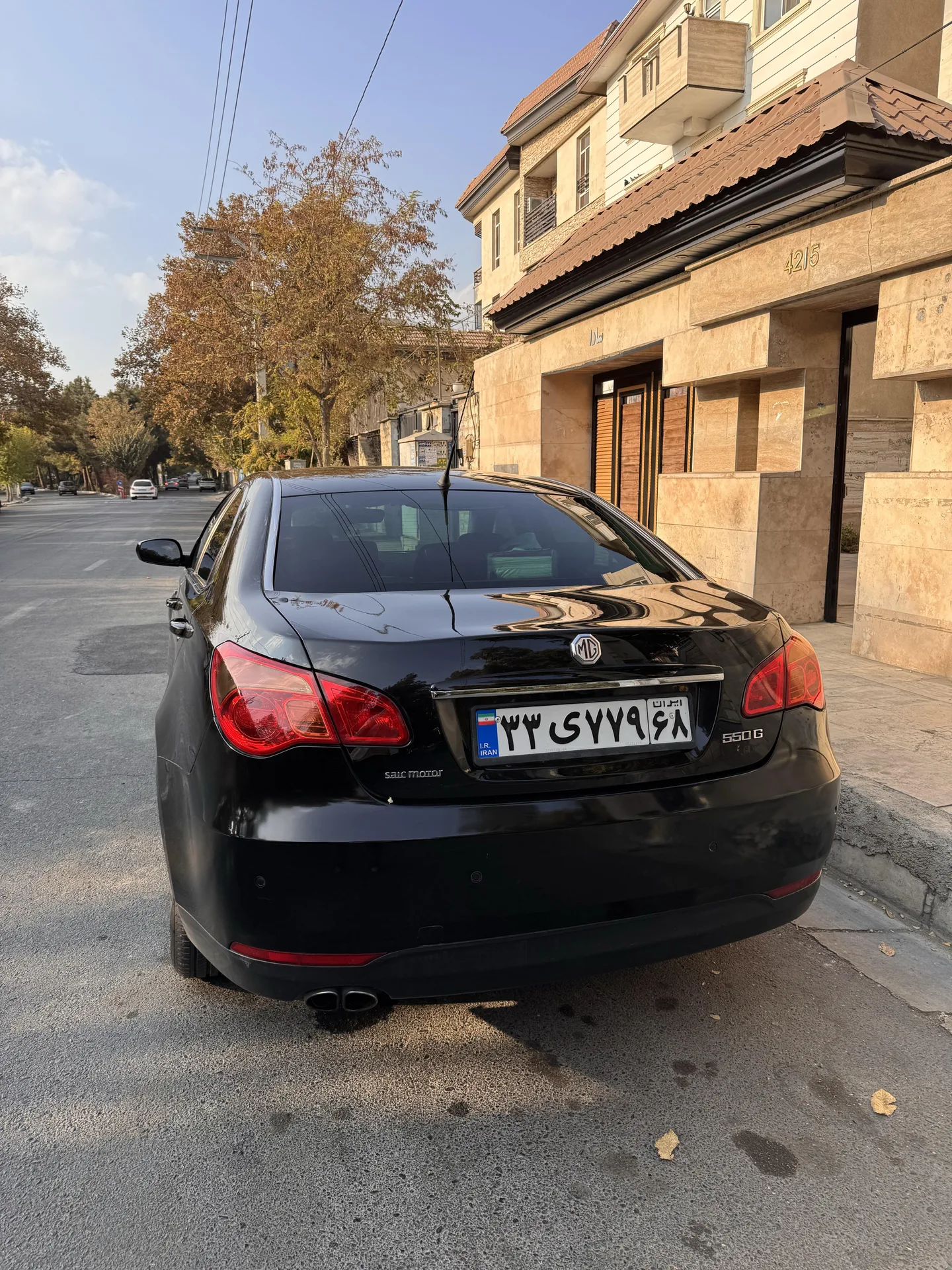 ام جی  550 2