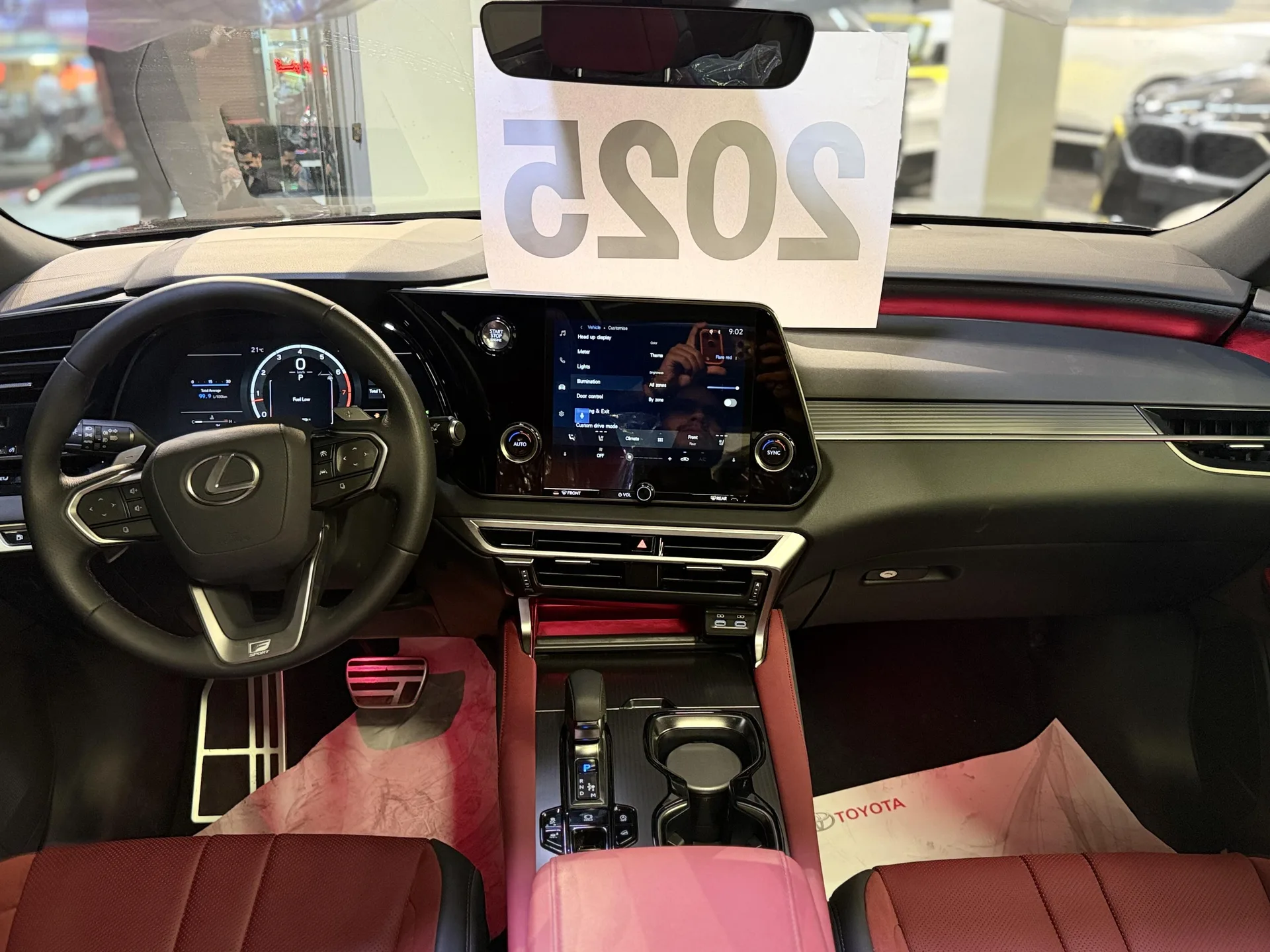 لکسوس  RX هیبرید 6